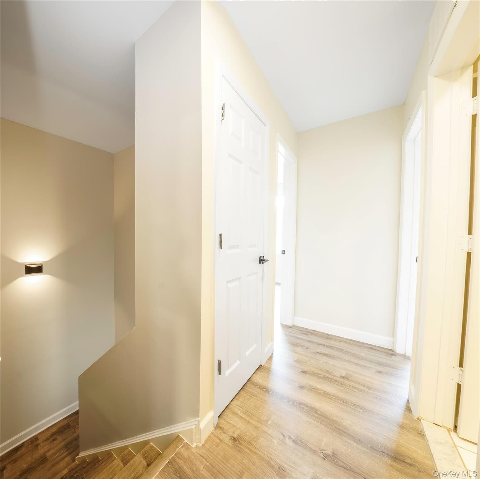 613 Oak Terrace thumbnail 10