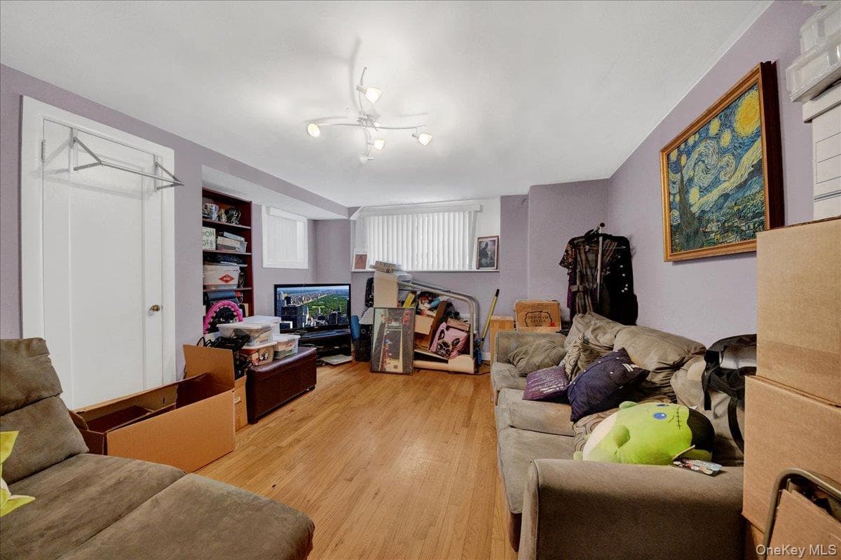 2544 Lurting Avenue thumbnail 26