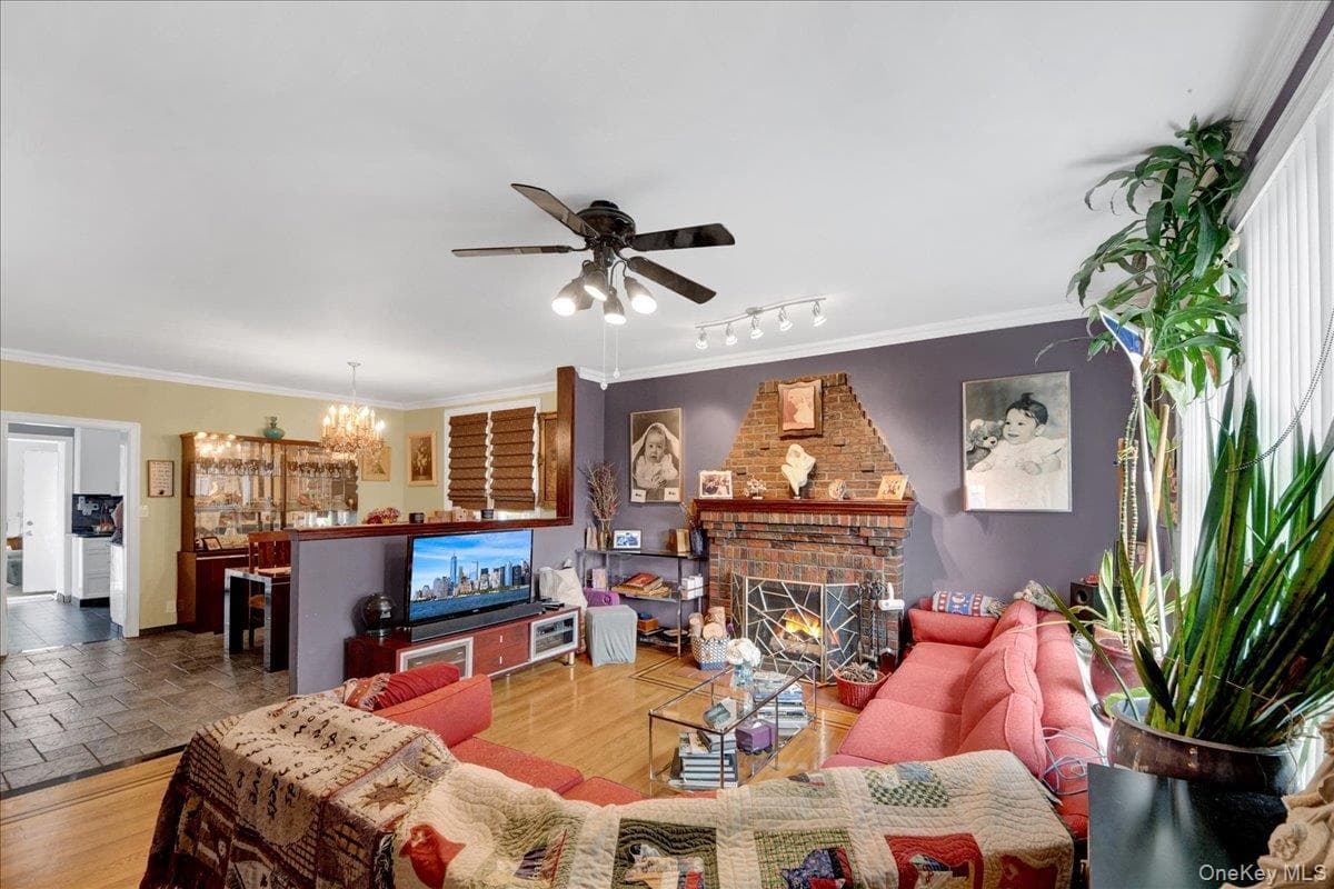 2544 Lurting Avenue thumbnail 16