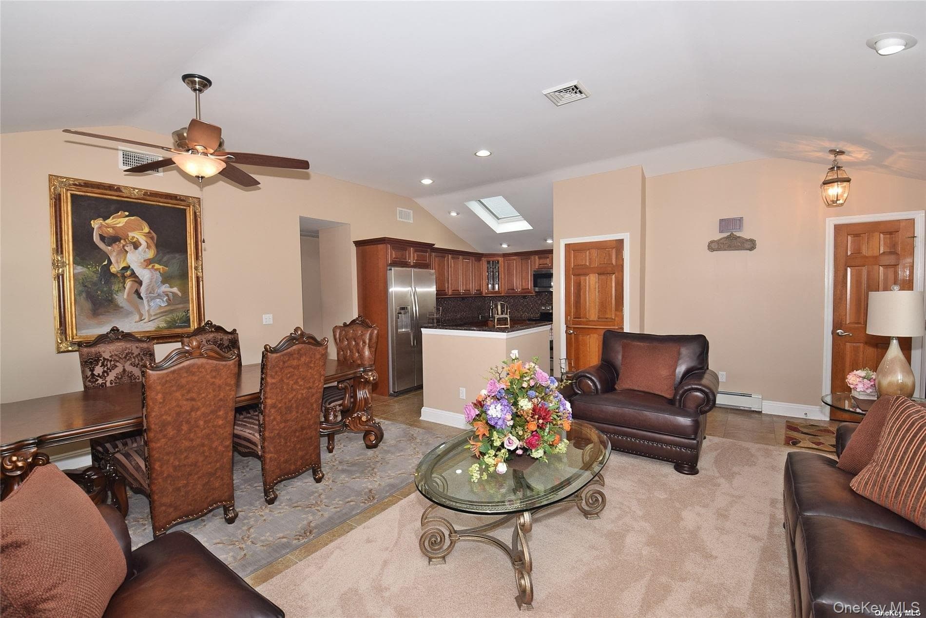 203 Chelsea Avenue thumbnail 2