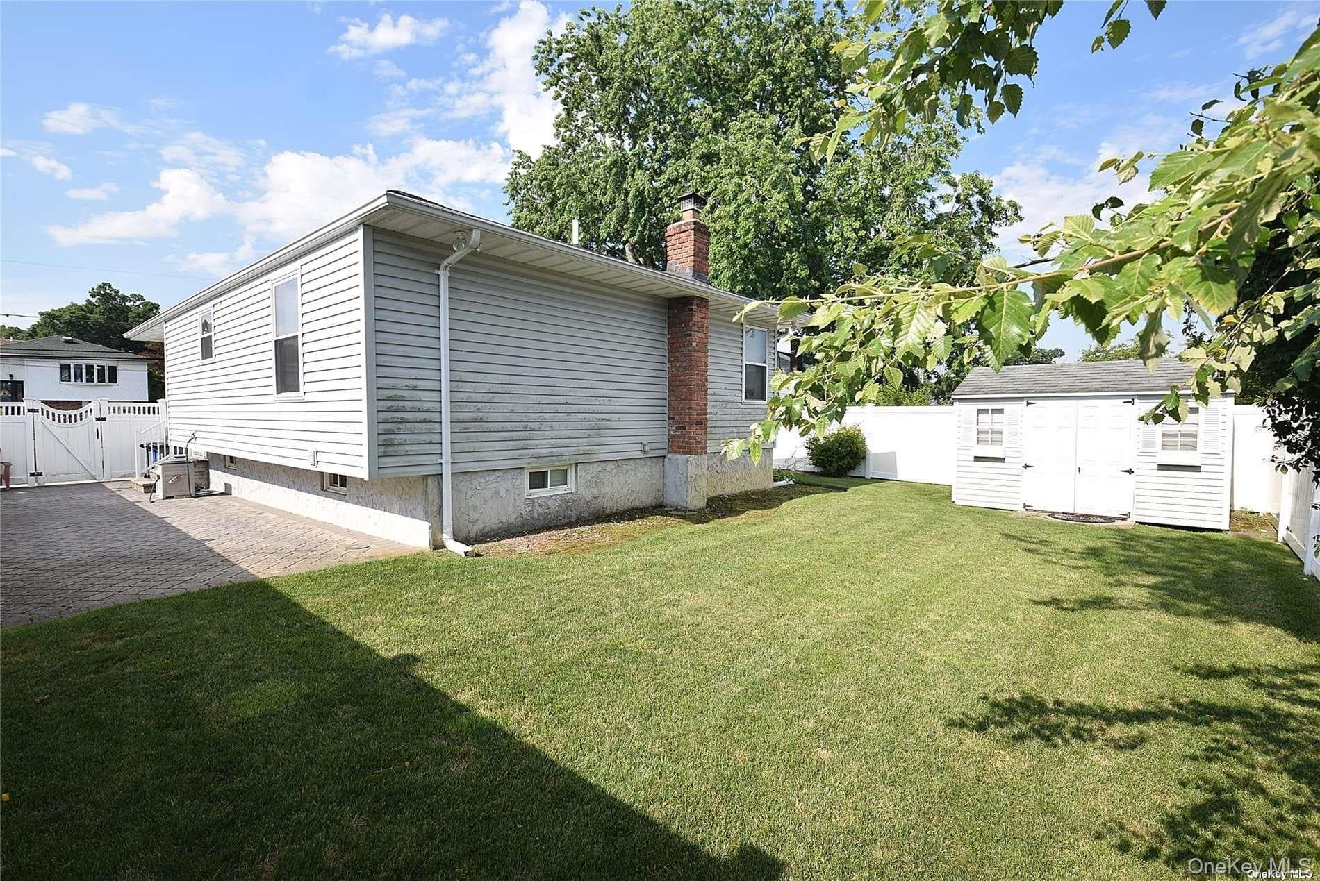 203 Chelsea Avenue thumbnail 22