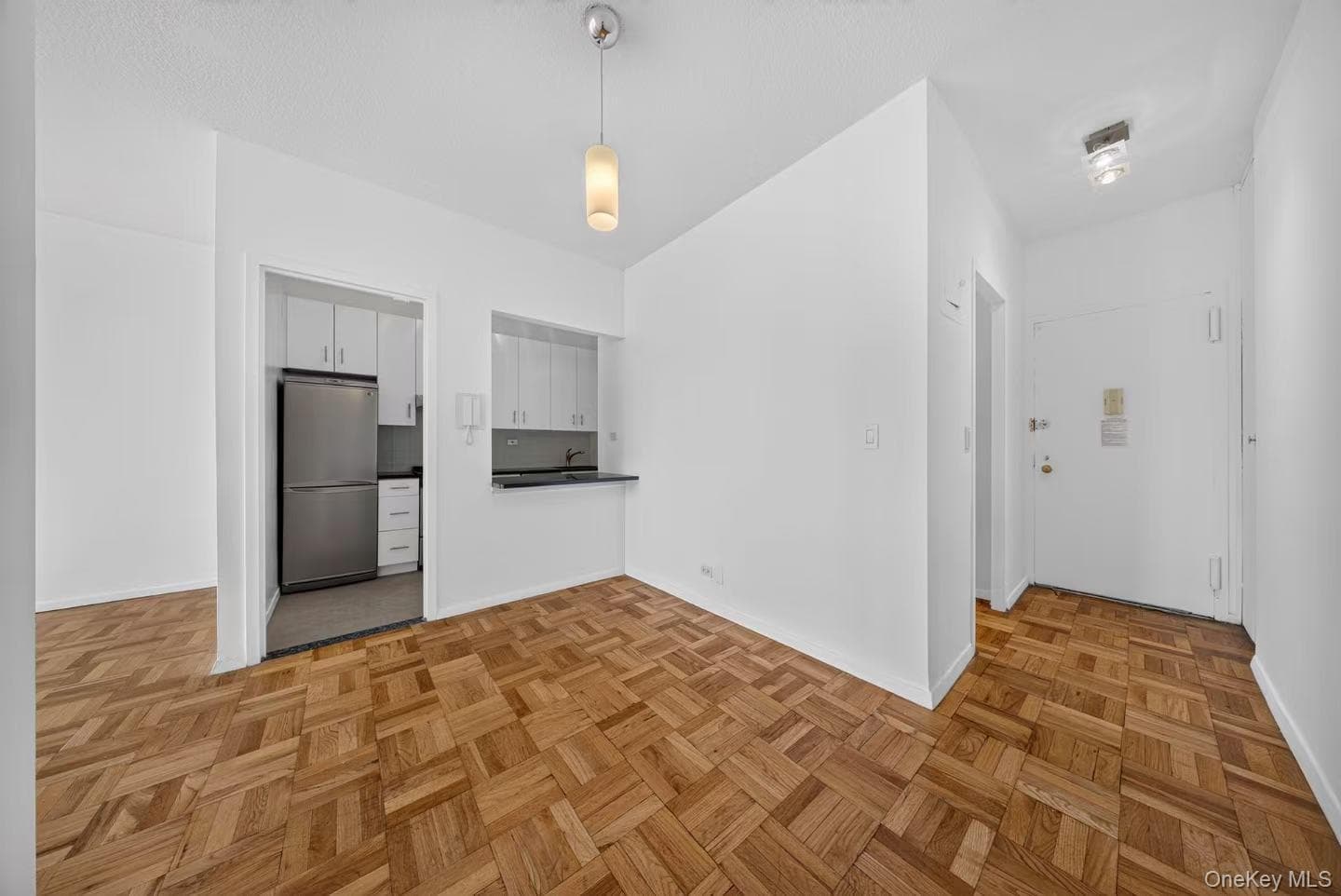 60 E 8th Street Unit: 18G thumbnail 4