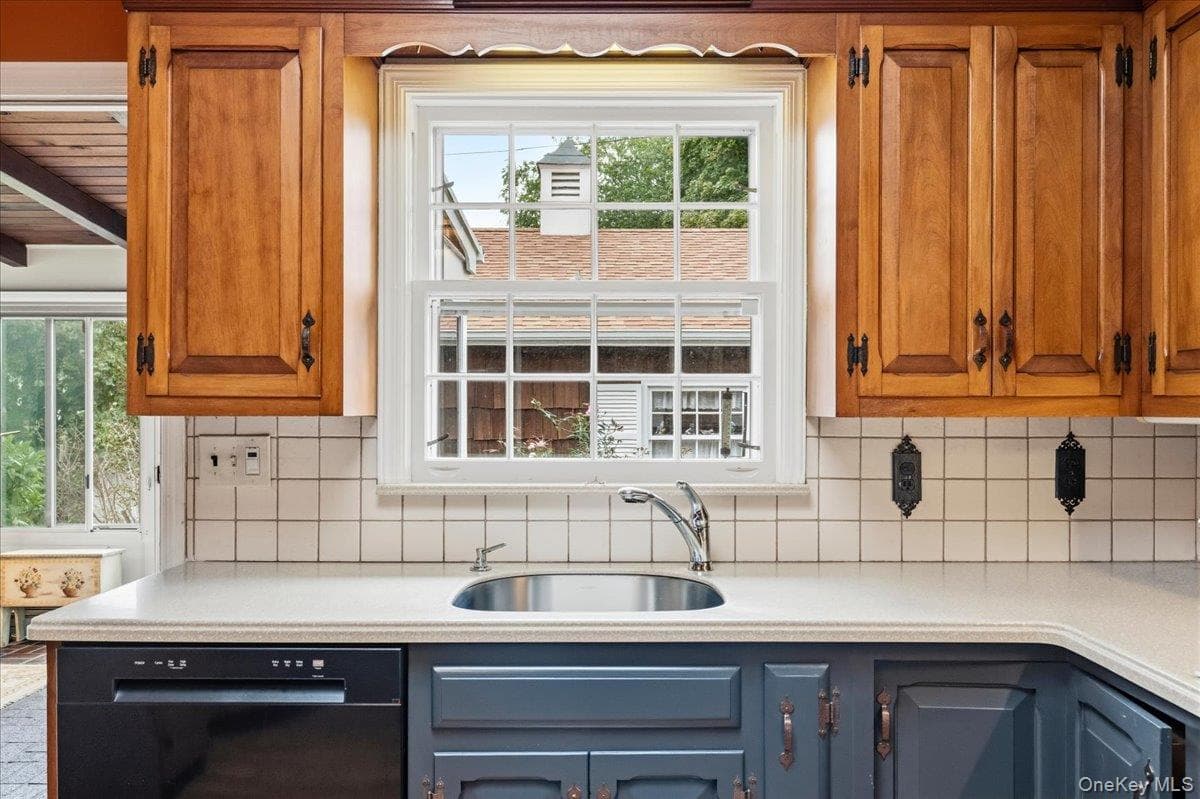 3075 Wilson Avenue thumbnail 19