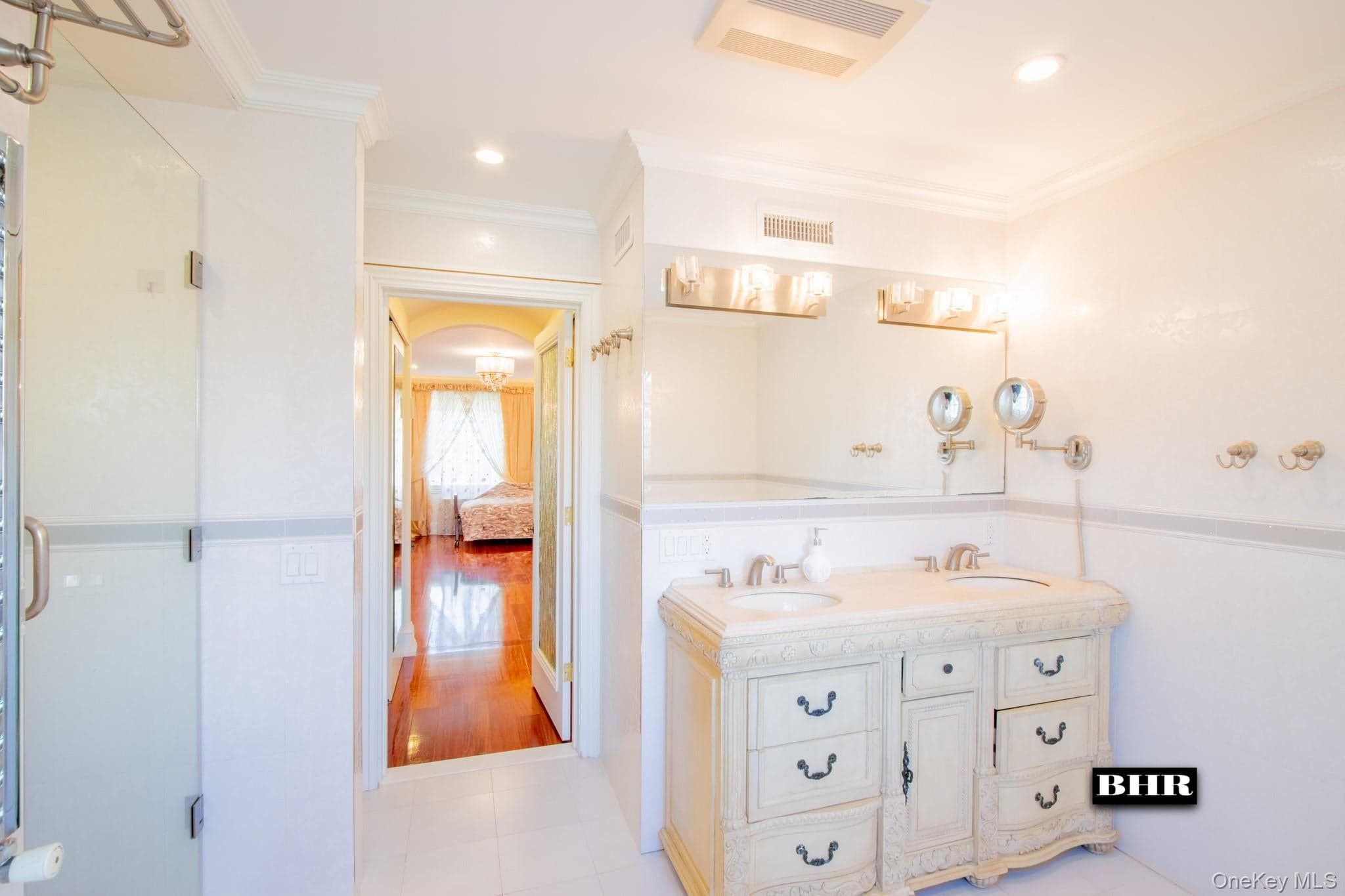 4094 Ocean Avenue thumbnail 10