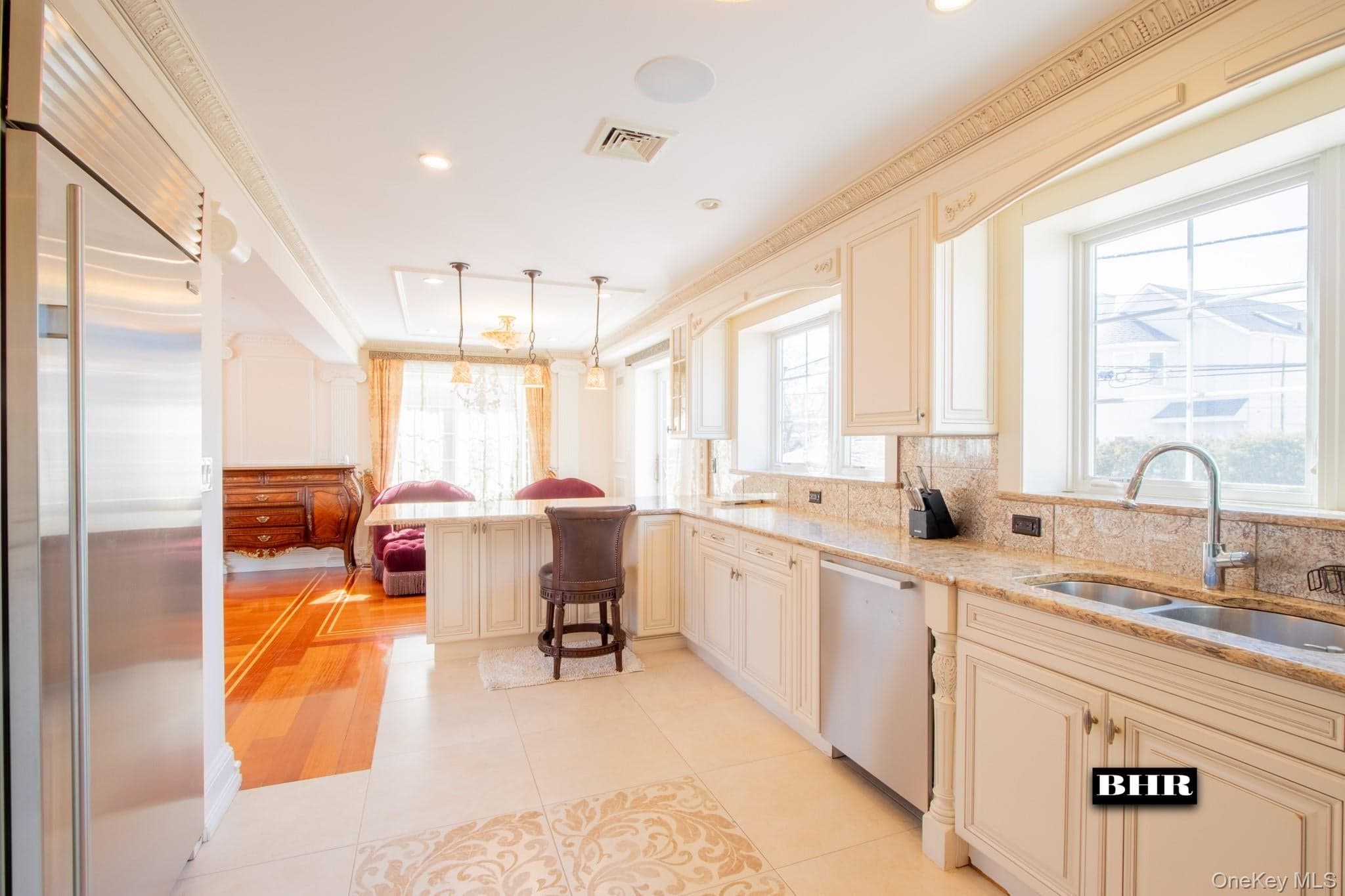 4094 Ocean Avenue thumbnail 14