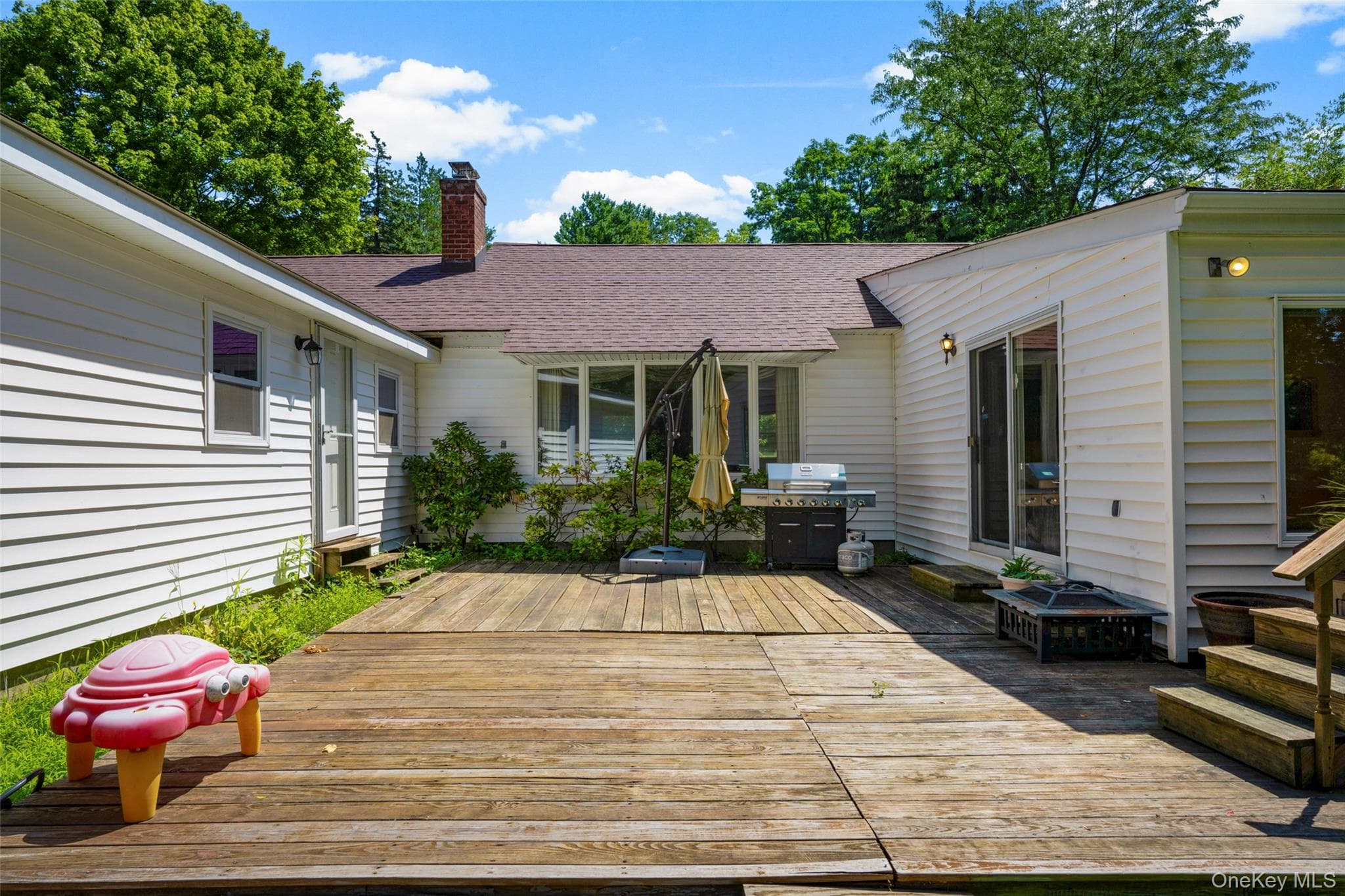 208 Woodhampton Drive thumbnail 27