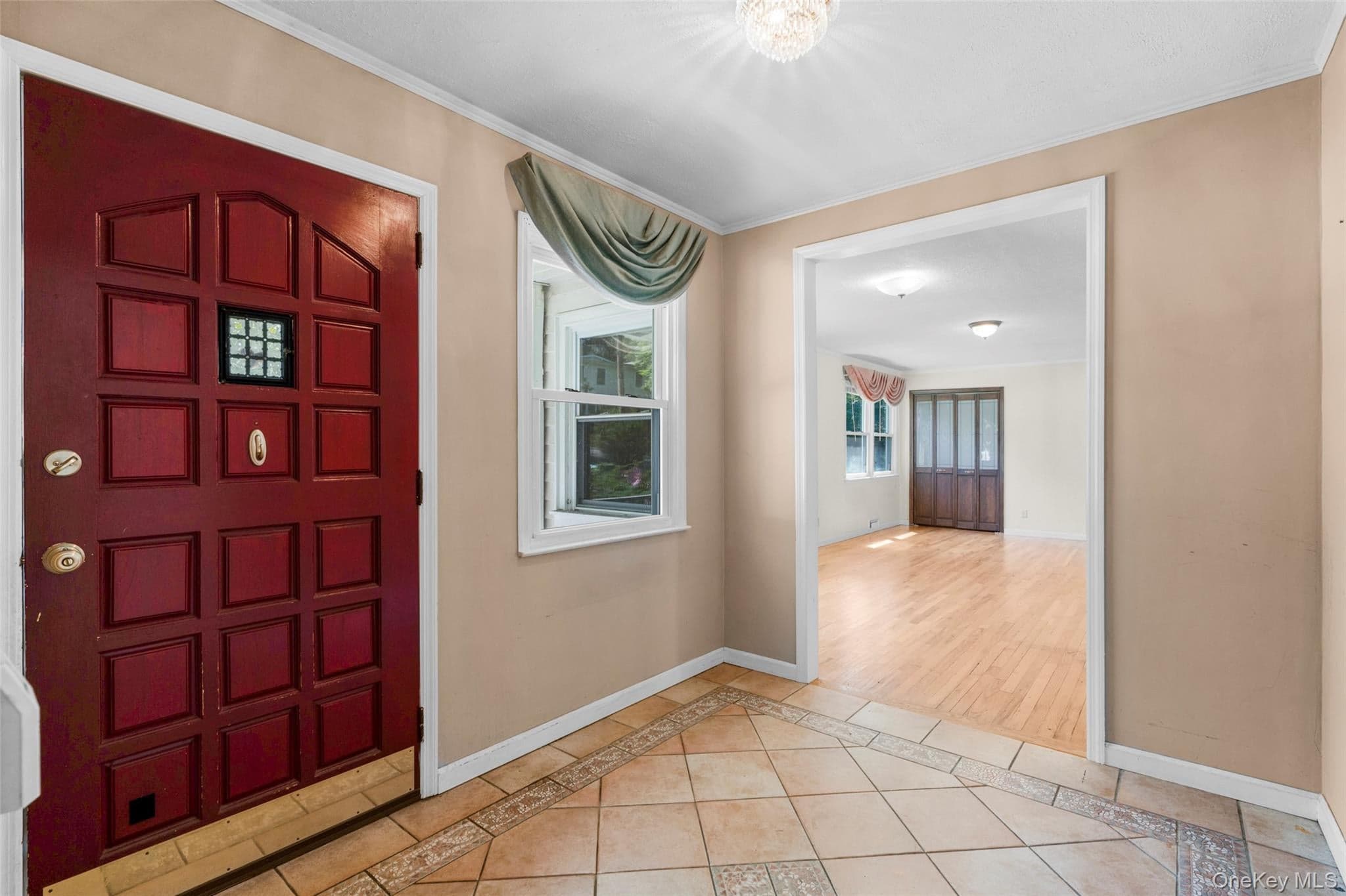 208 Woodhampton Drive thumbnail 2