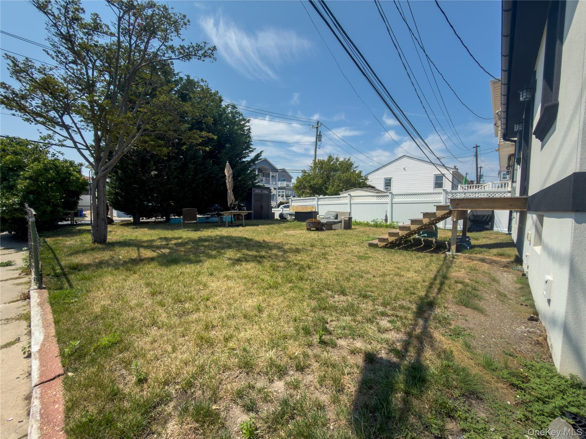 723 W Olive Street thumbnail 20