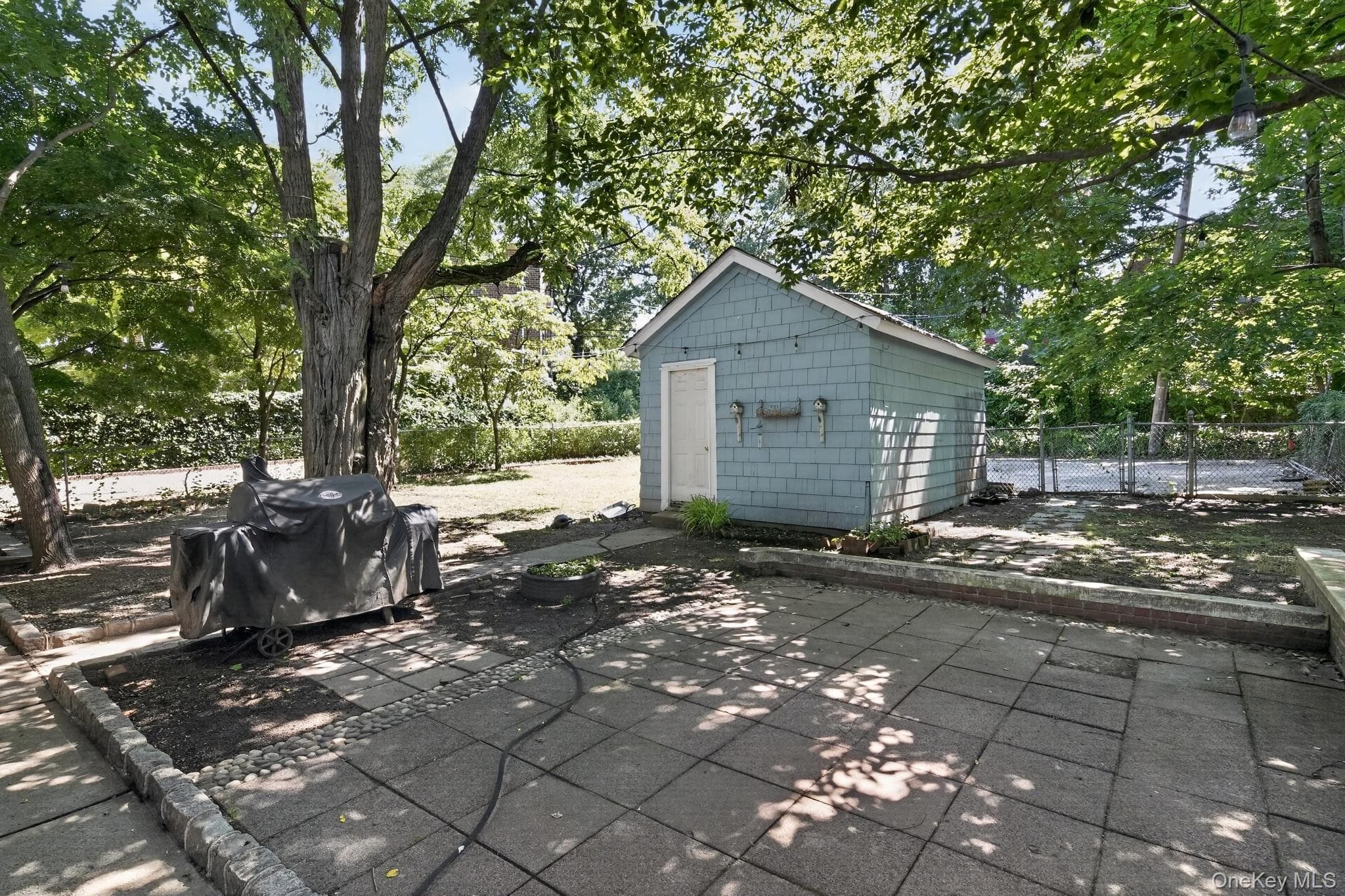 24640 Alameda Avenue thumbnail 31