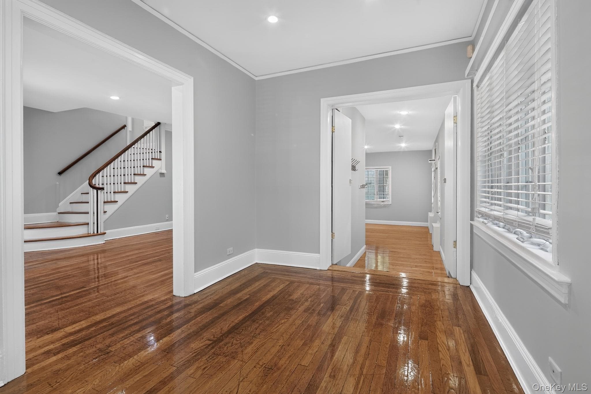 24640 Alameda Avenue thumbnail 4