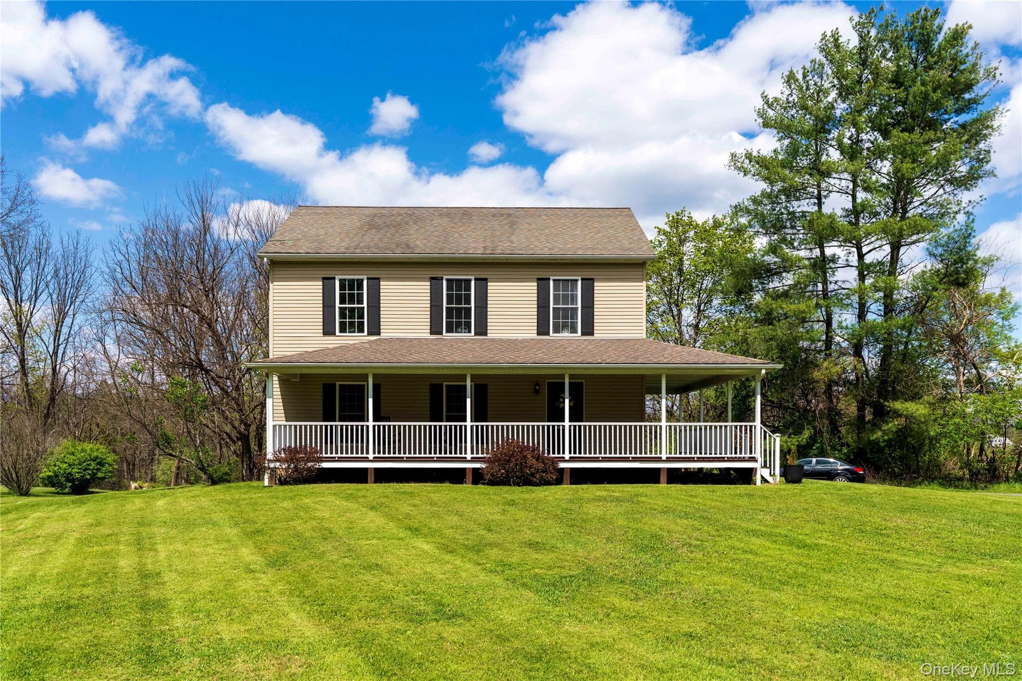 3 Rose Drive photo 1