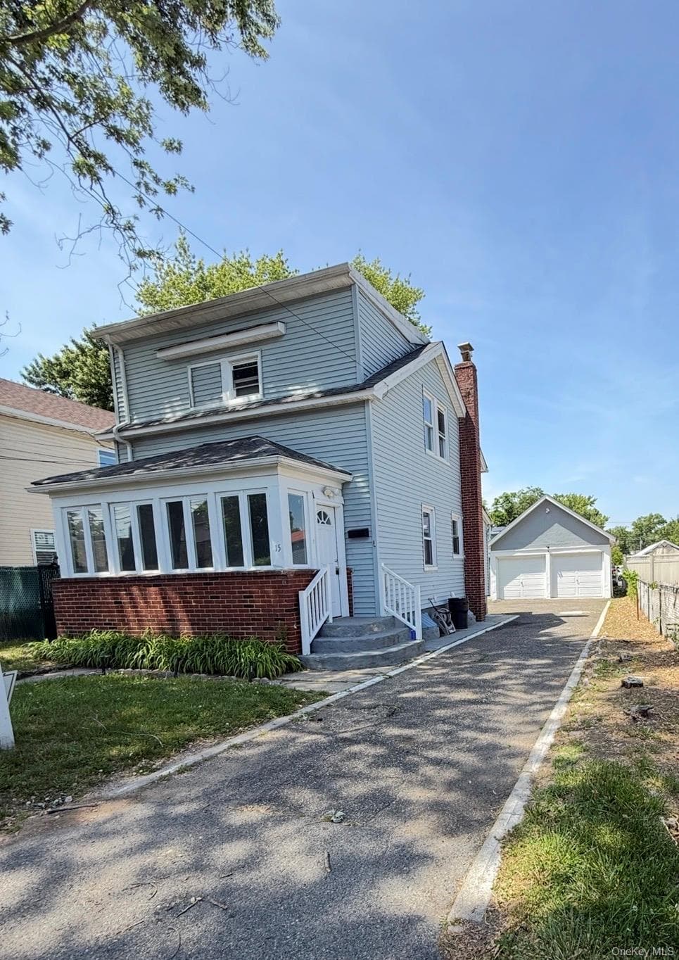 15 Mirin Avenue photo 1