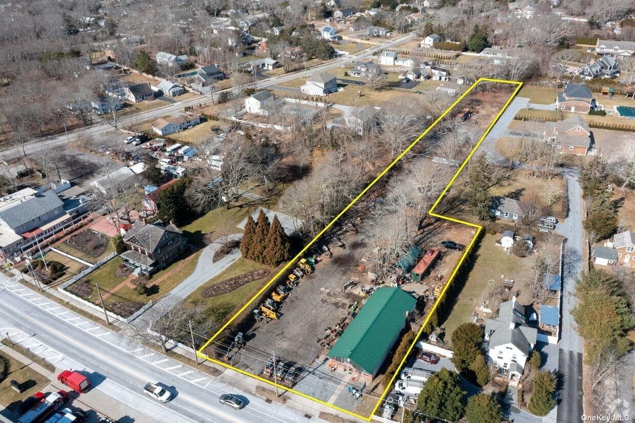 494 & 500 Montauk Highway, East Quogue