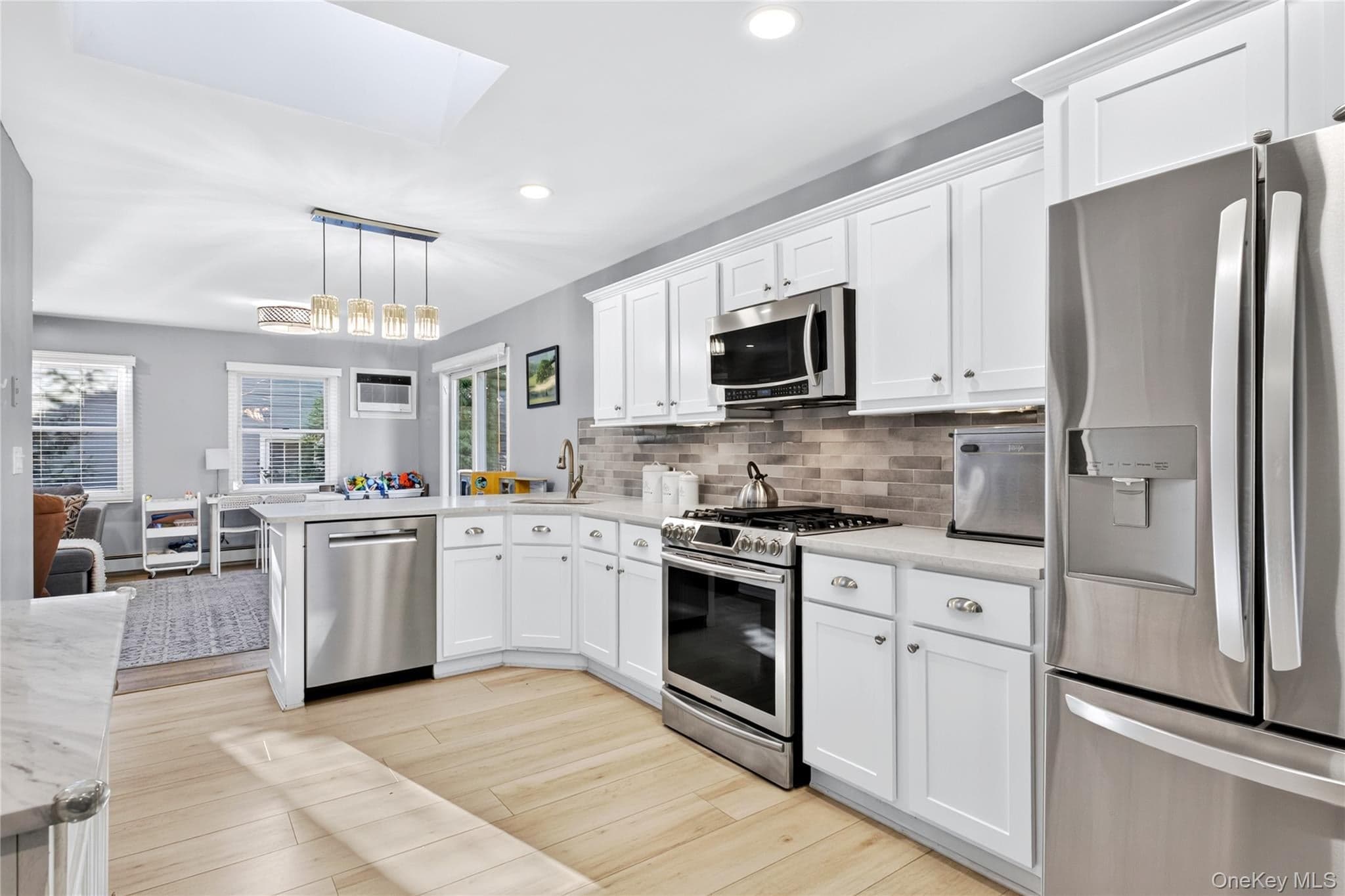 5 Fairview Avenue thumbnail 17