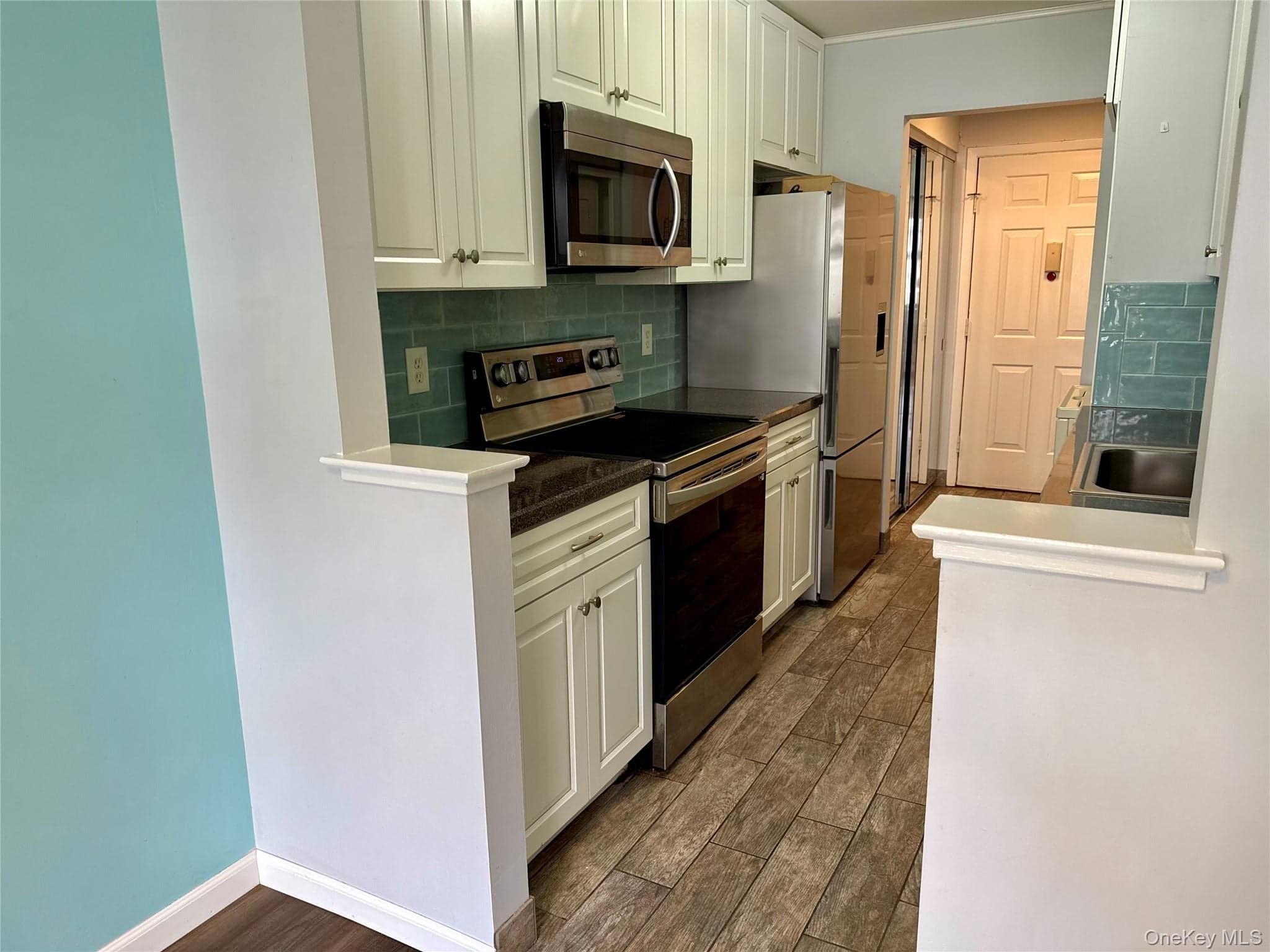 11 Skyline Drive Unit: 12 thumbnail 9