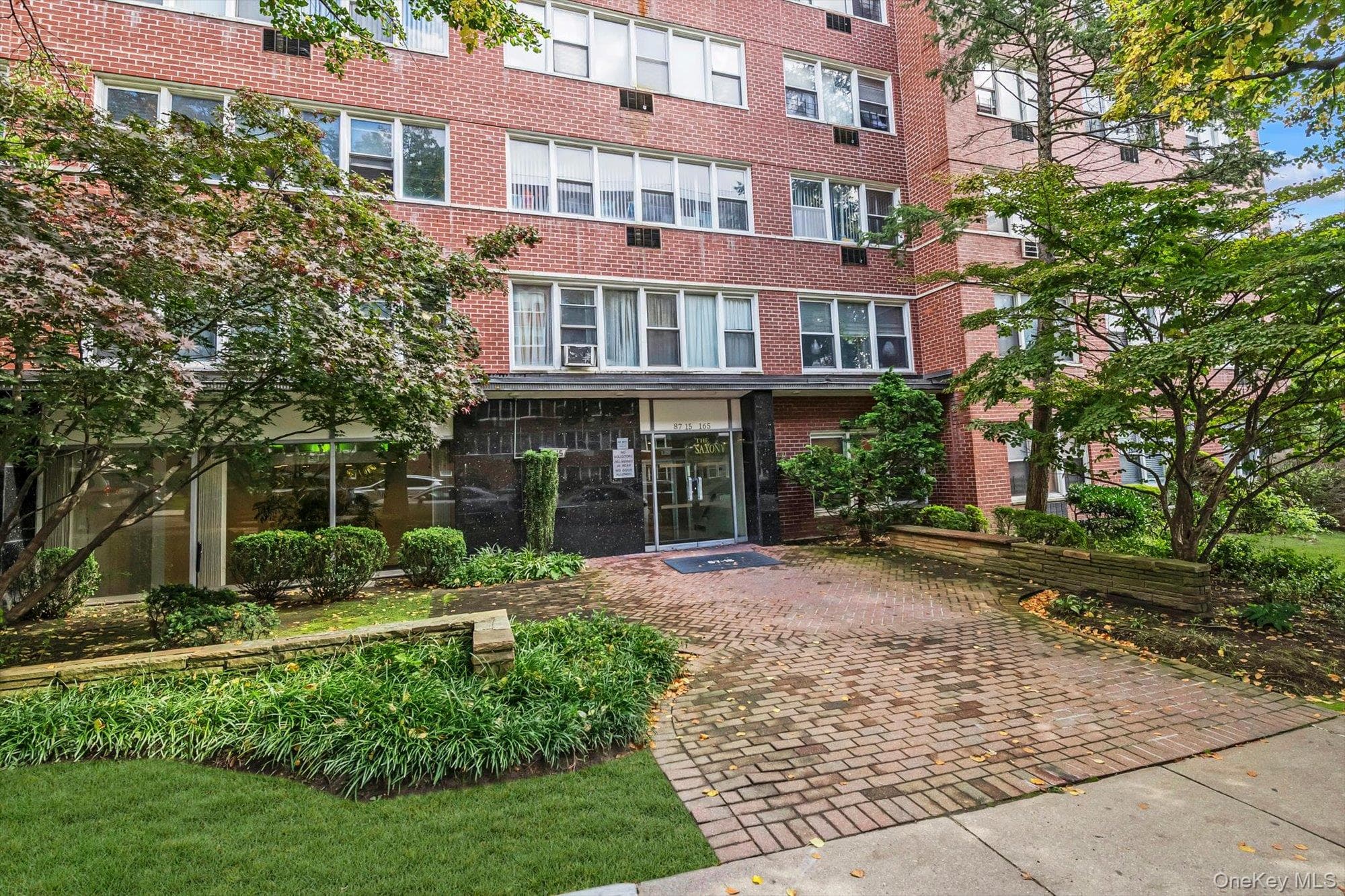 87-15 165th Street Unit: 7G thumbnail 2