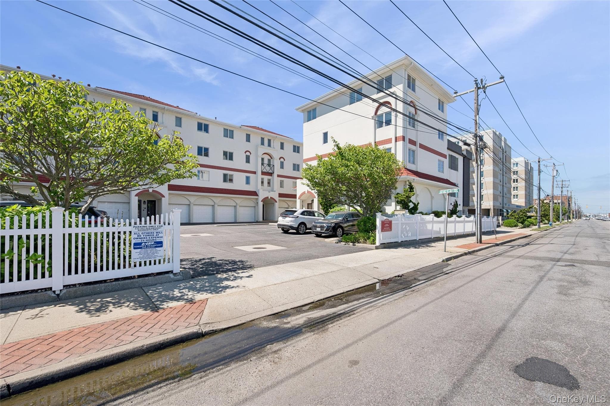 452 Oceanfront Unit: 102 thumbnail 2