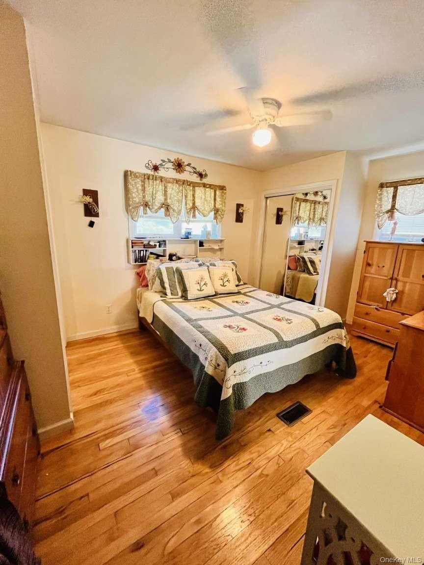 20 Neversink Drive thumbnail 12