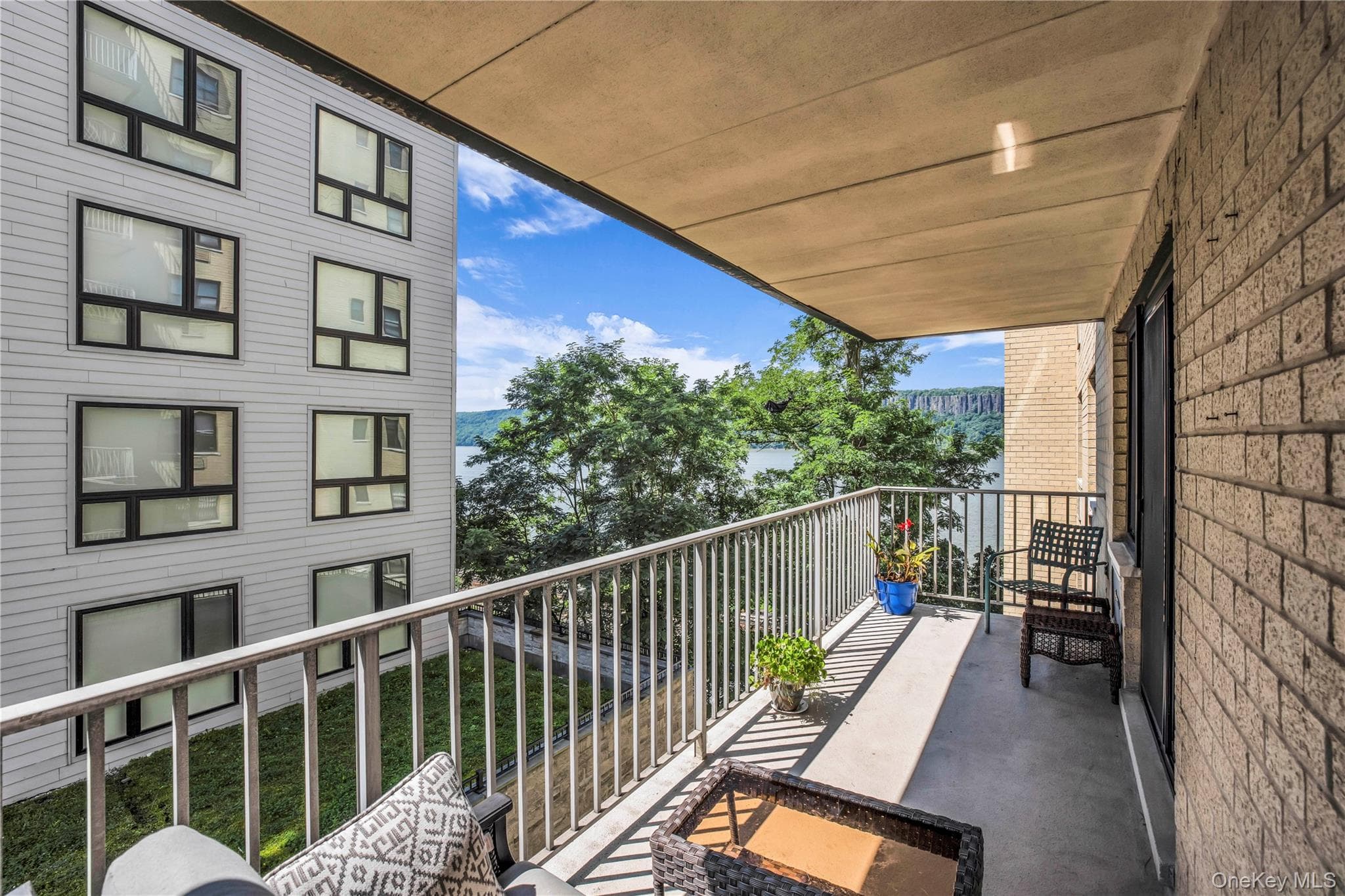 1085 Warburton AVE Unit: 210 thumbnail 34