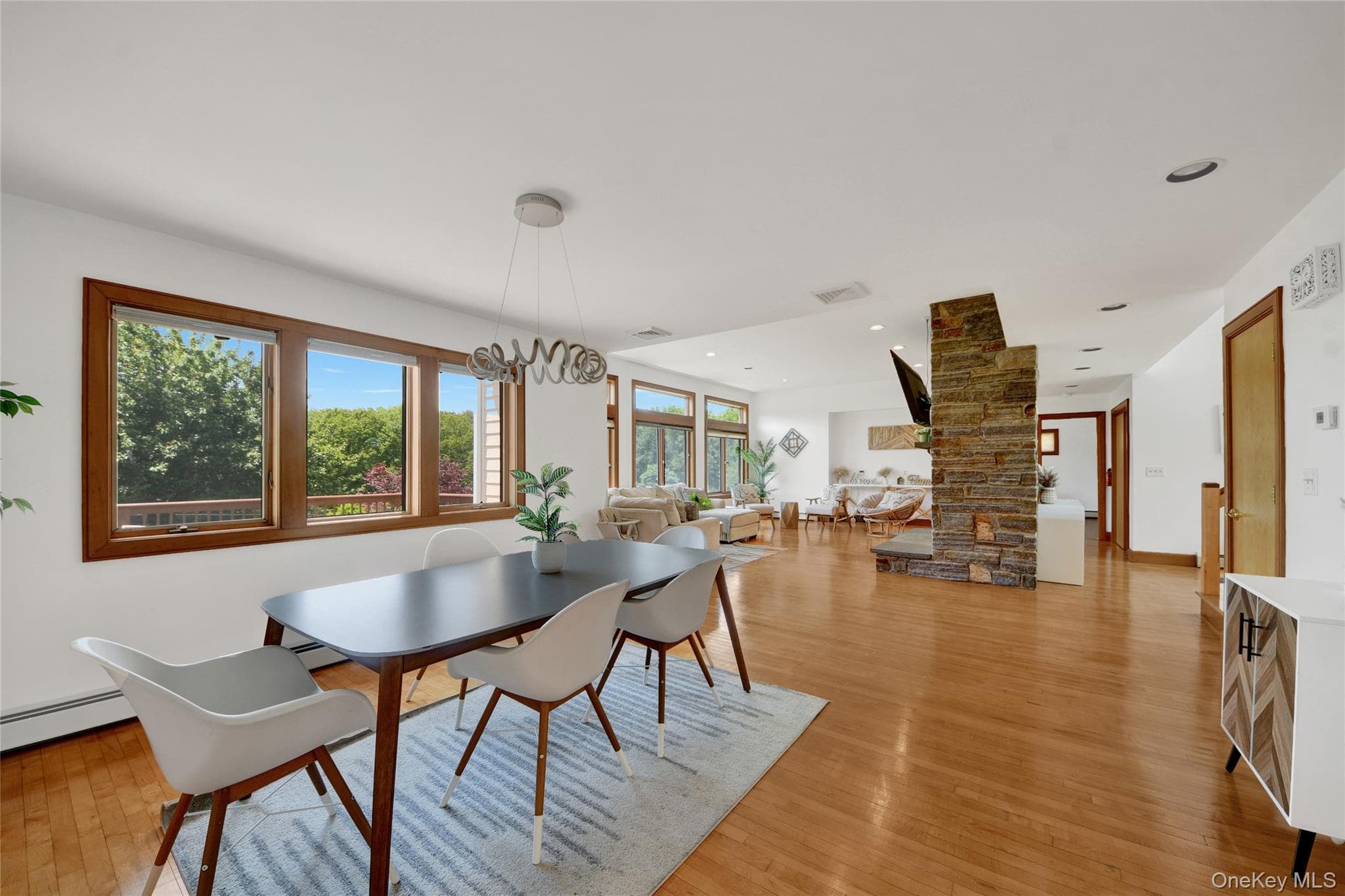 99 Whitlock Road thumbnail 9