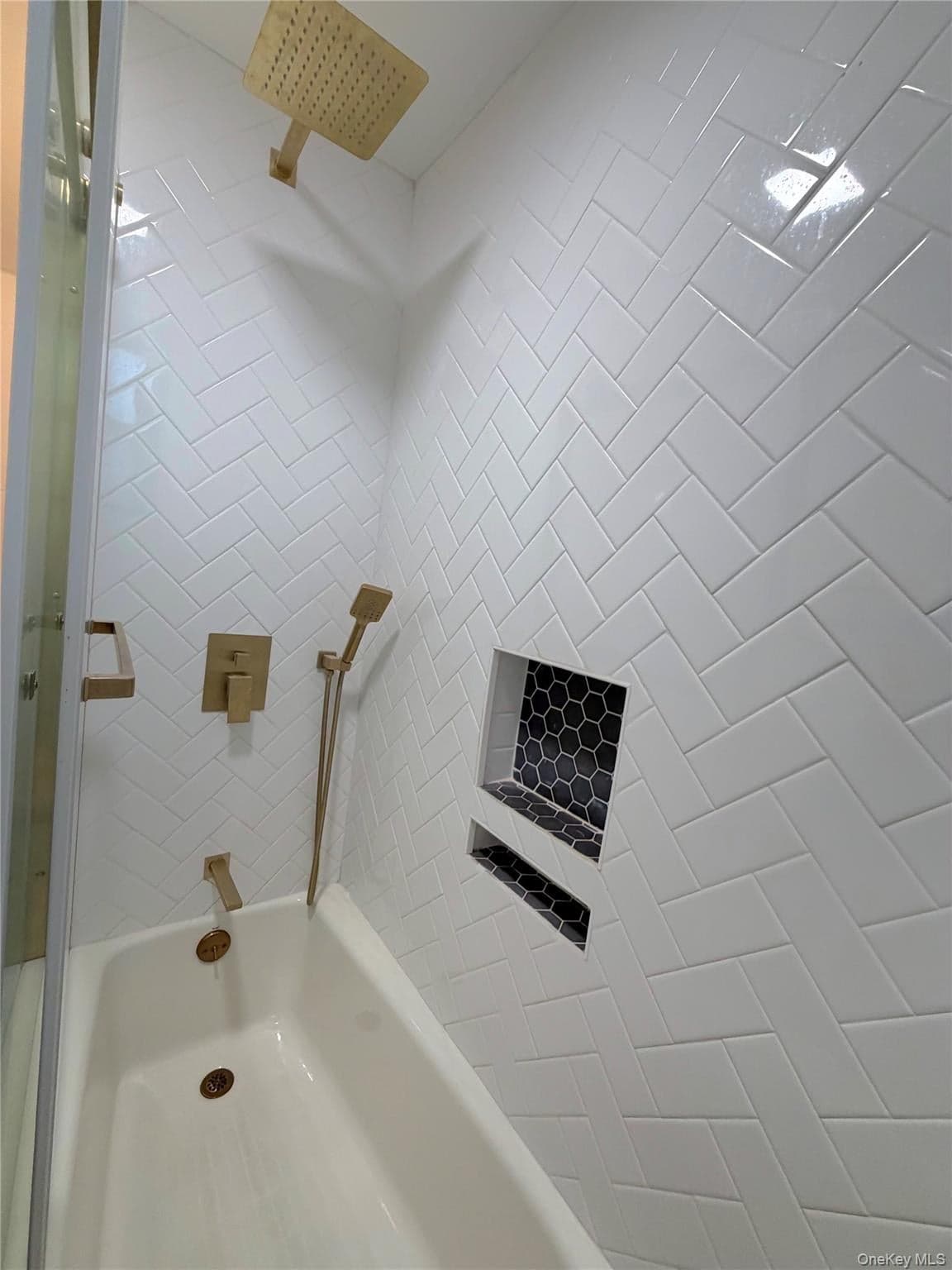 22-27 76th Street Unit: B2 thumbnail 22