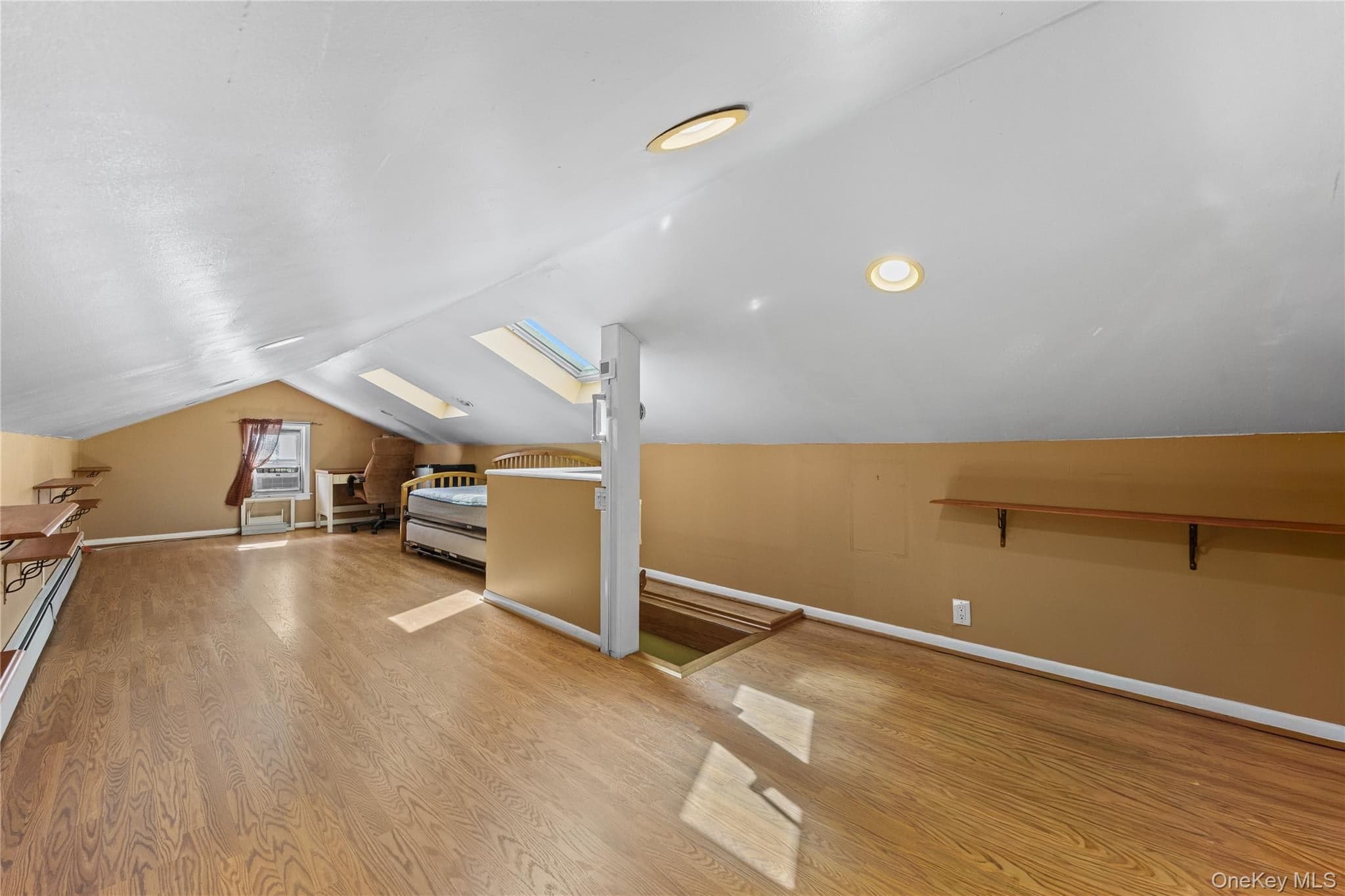 104 Fordham Street Unit: 1 thumbnail 16