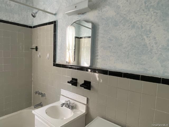 245-39 77th Crescent Unit: F-2 thumbnail 8