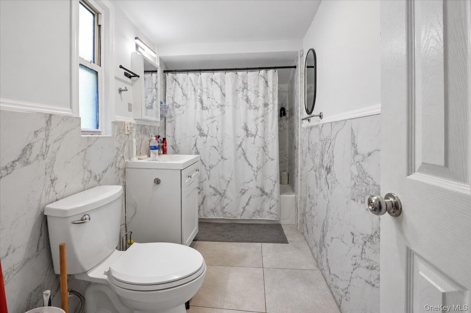 681 E 240th Street thumbnail 5