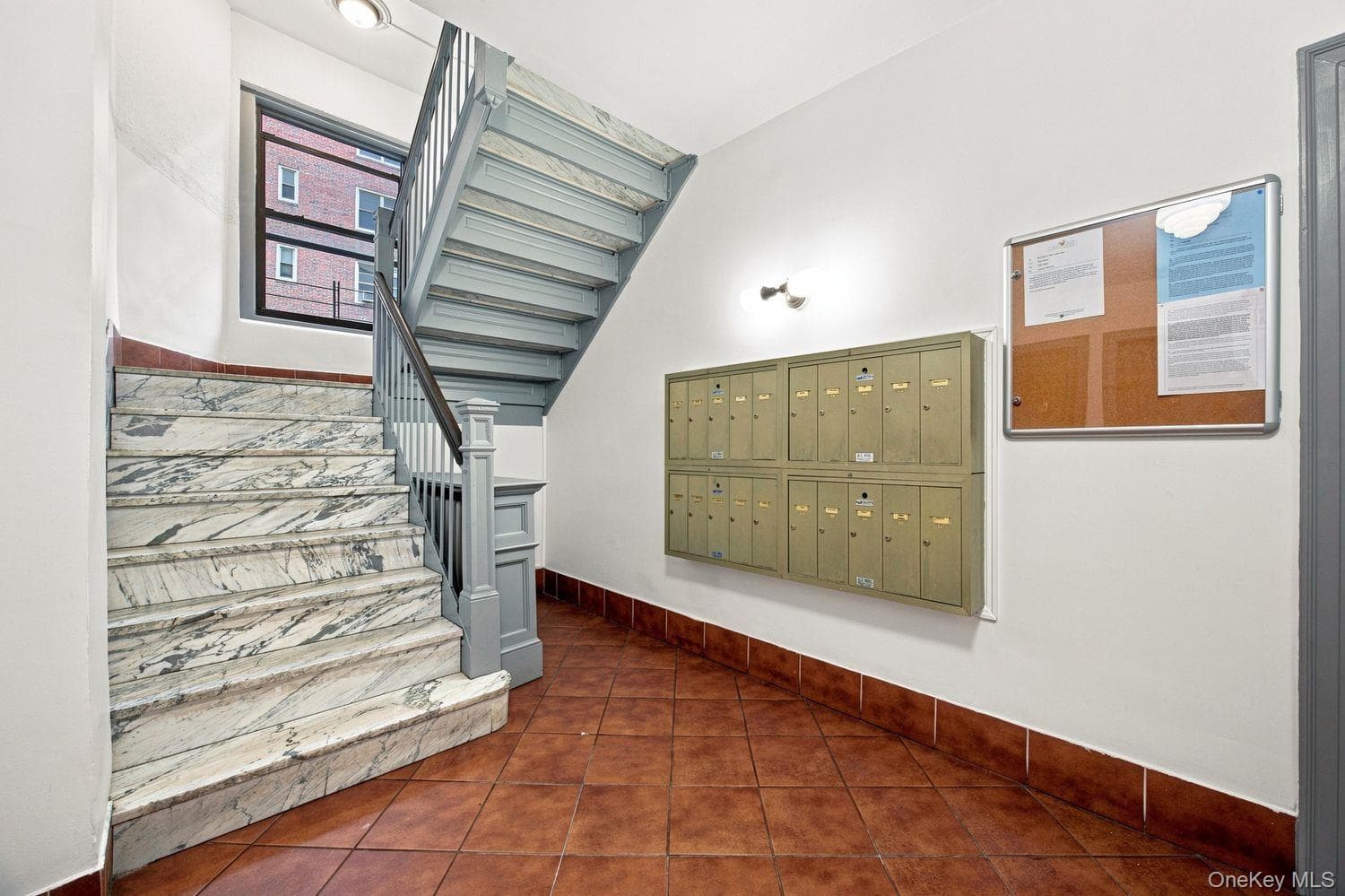 246 Bronxville Road Unit: i2 thumbnail 2
