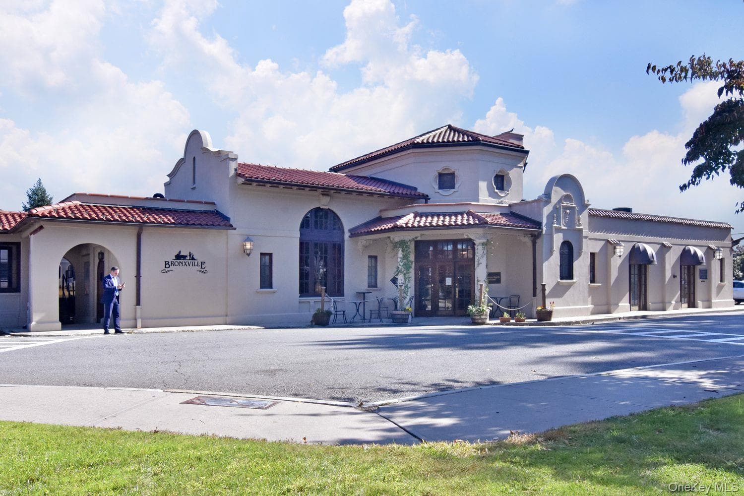 246 Bronxville Road Unit: i2 thumbnail 18