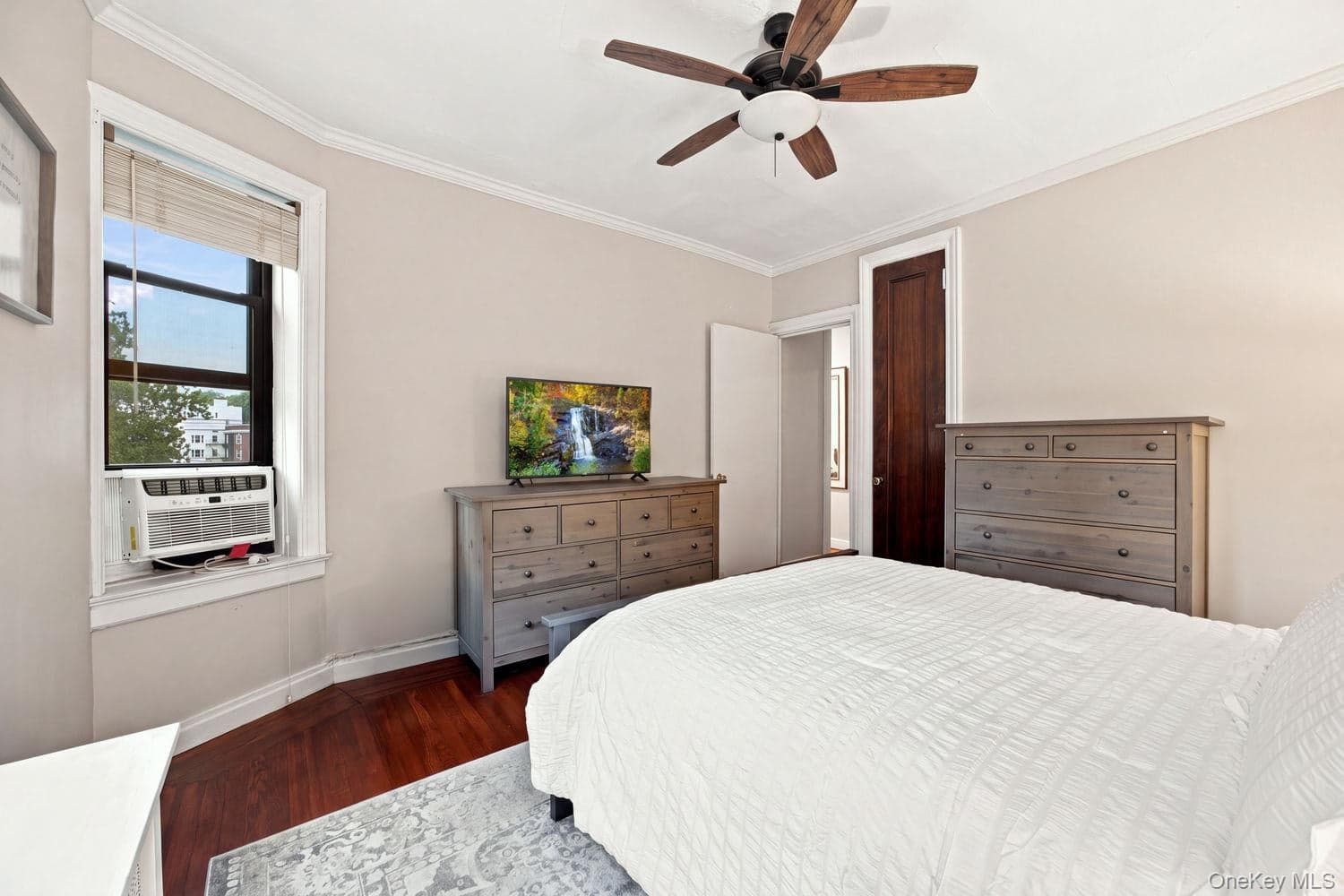 246 Bronxville Road Unit: i2 thumbnail 12