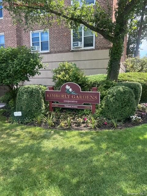 1300 Midland Avenue Unit: C76 thumbnail 2