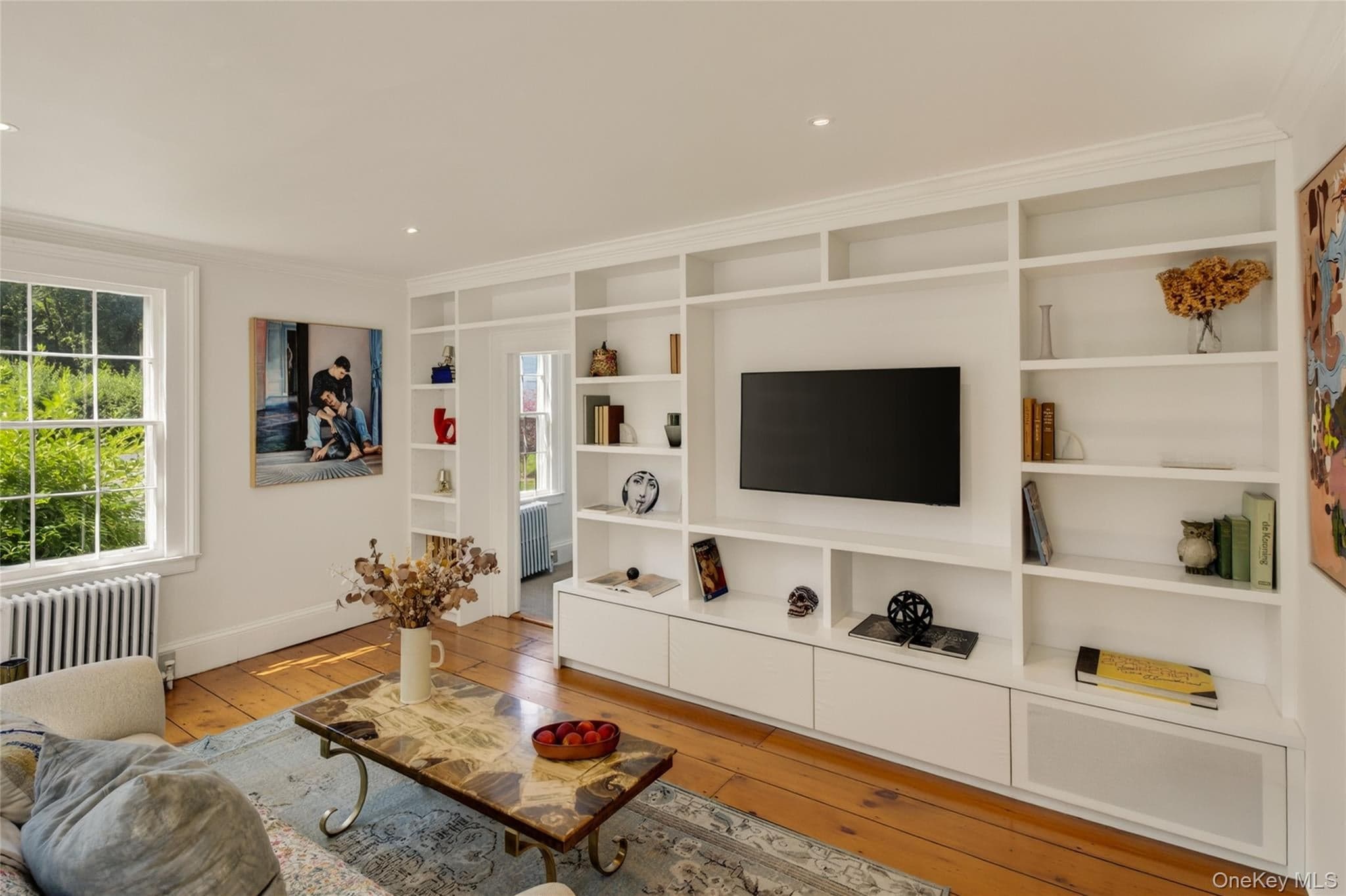 210 Middle Road thumbnail 9