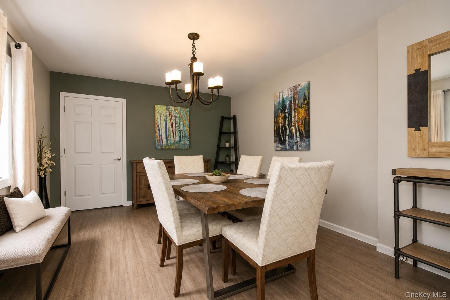 8015 Little Neck Parkway thumbnail 16