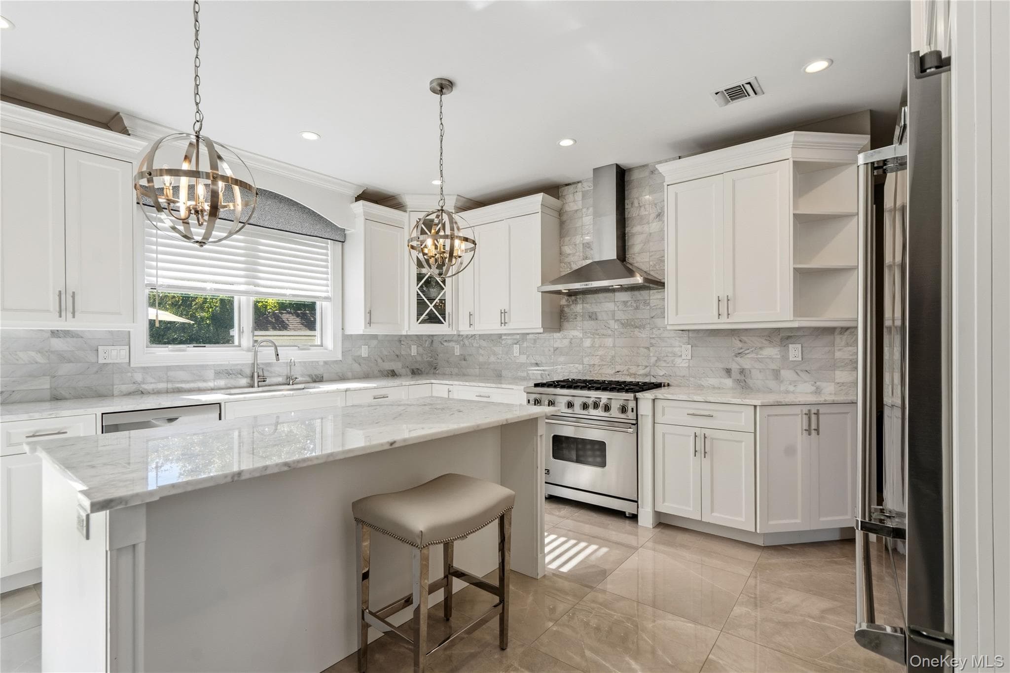 55 Belmont Circle thumbnail 17