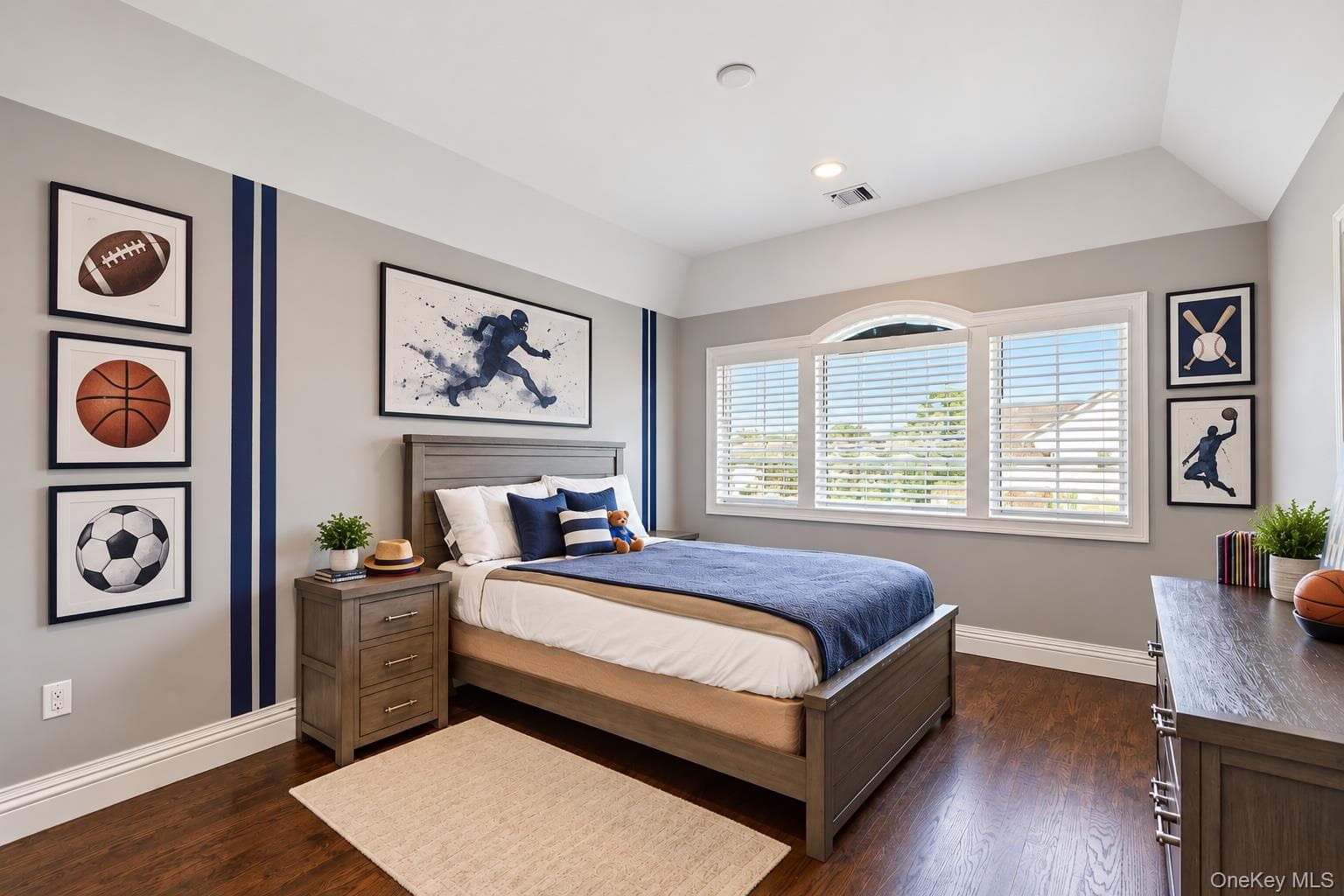 55 Belmont Circle thumbnail 32