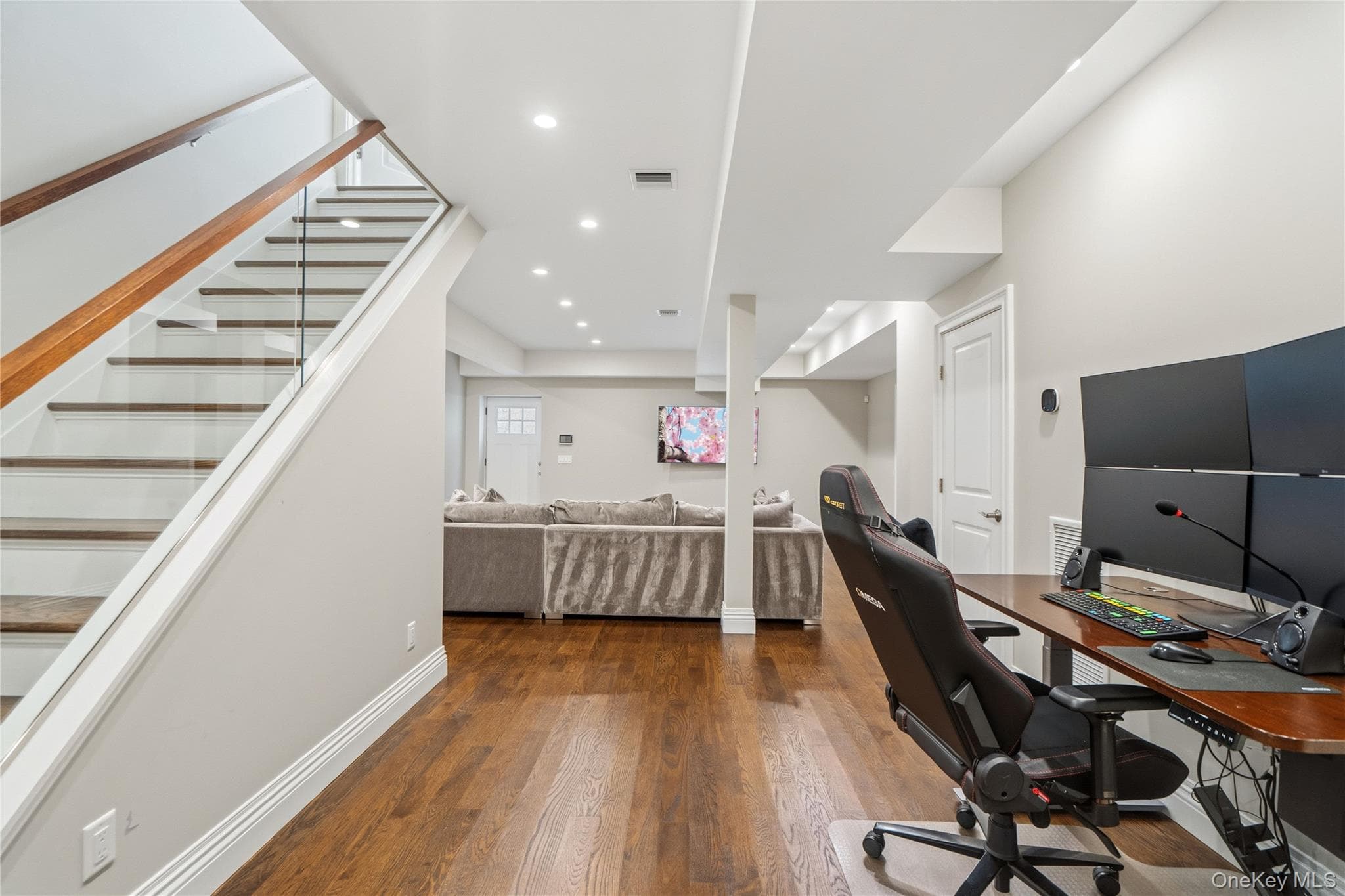 55 Belmont Circle thumbnail 18