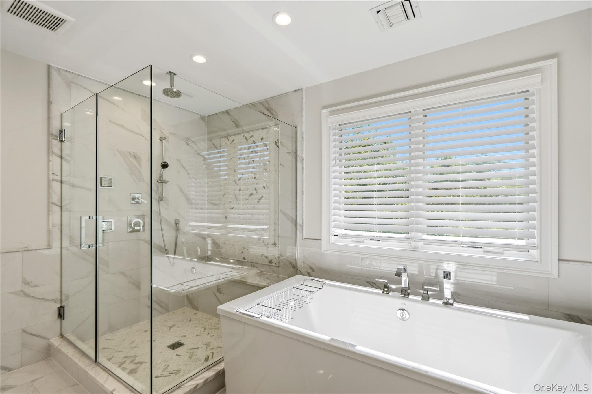 55 Belmont Circle thumbnail 28