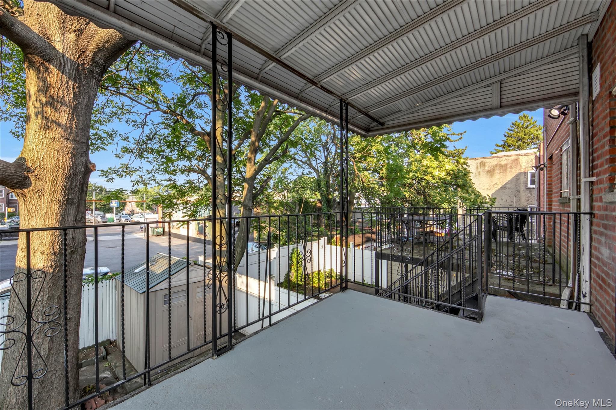 931 E 232nd Street thumbnail 26