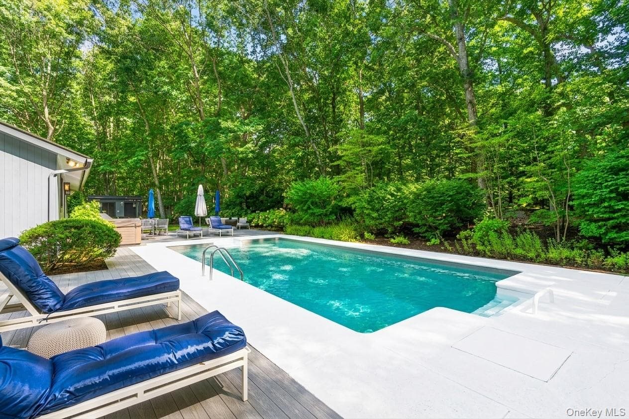 2723 Deerfield Road thumbnail 20