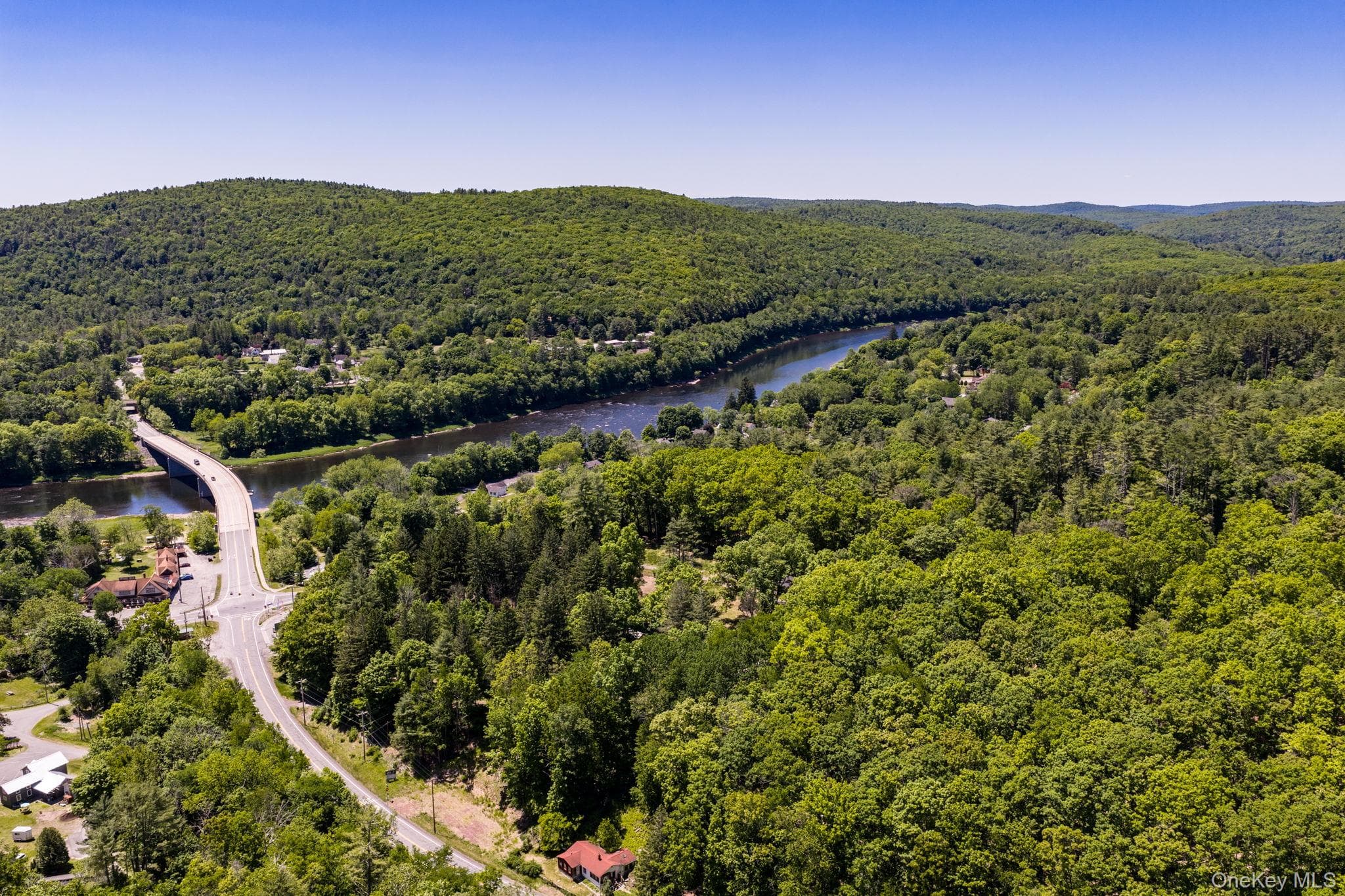 12 River Road thumbnail 19