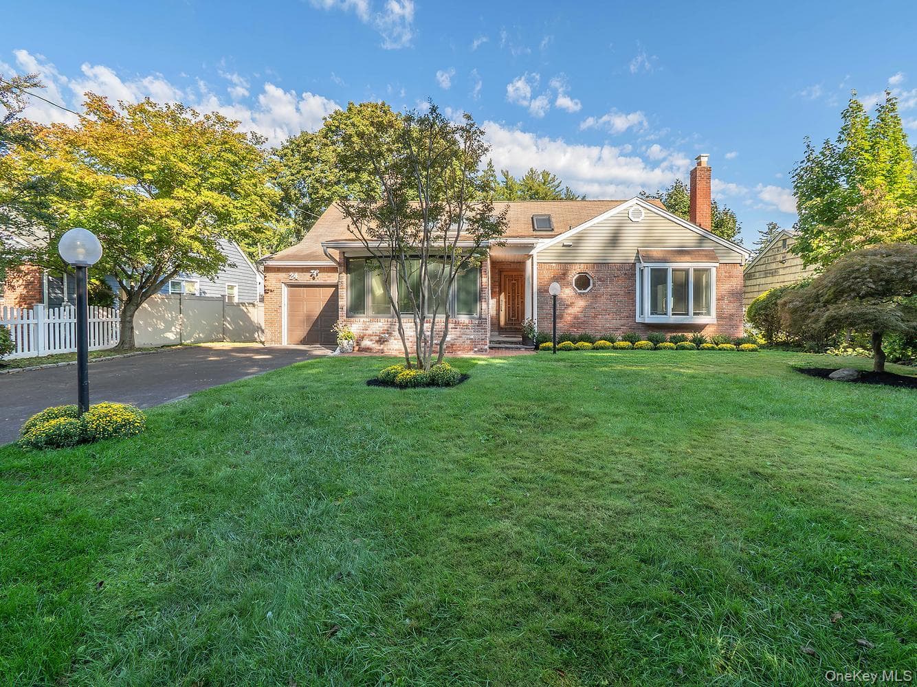 24 Downing Avenue, Sea Cliff