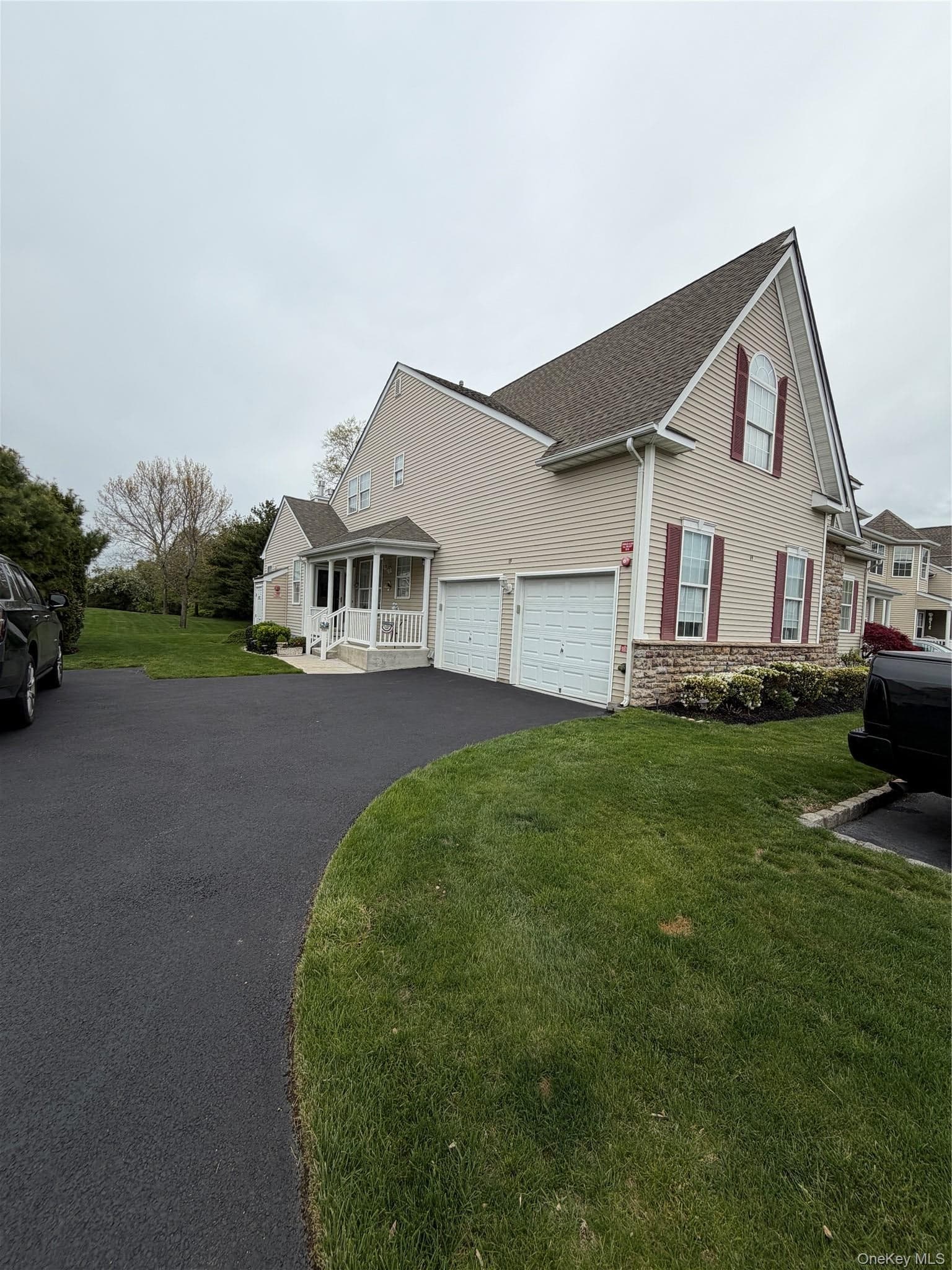 19 Meadow Pond Circle thumbnail 3