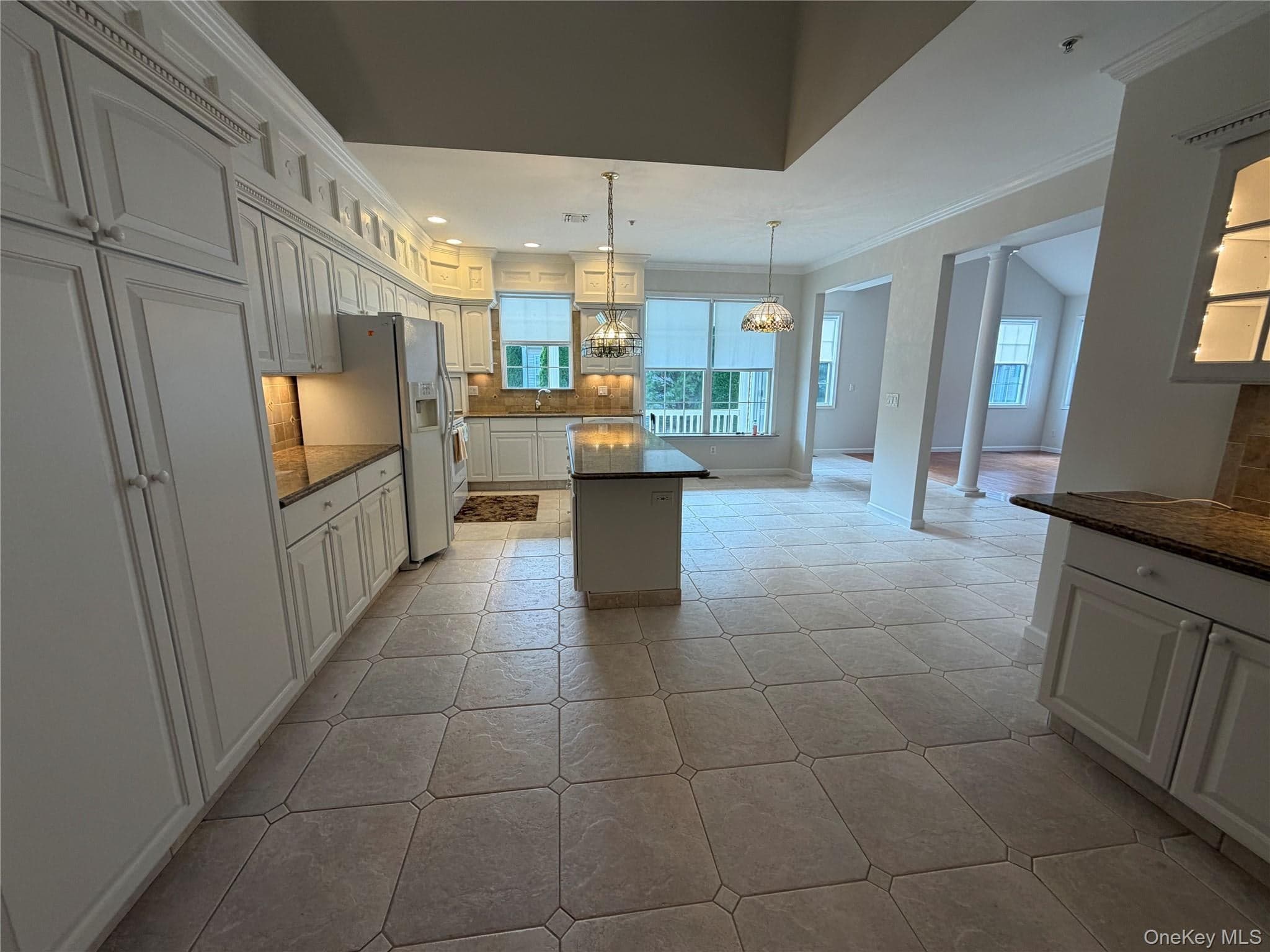 19 Meadow Pond Circle thumbnail 13