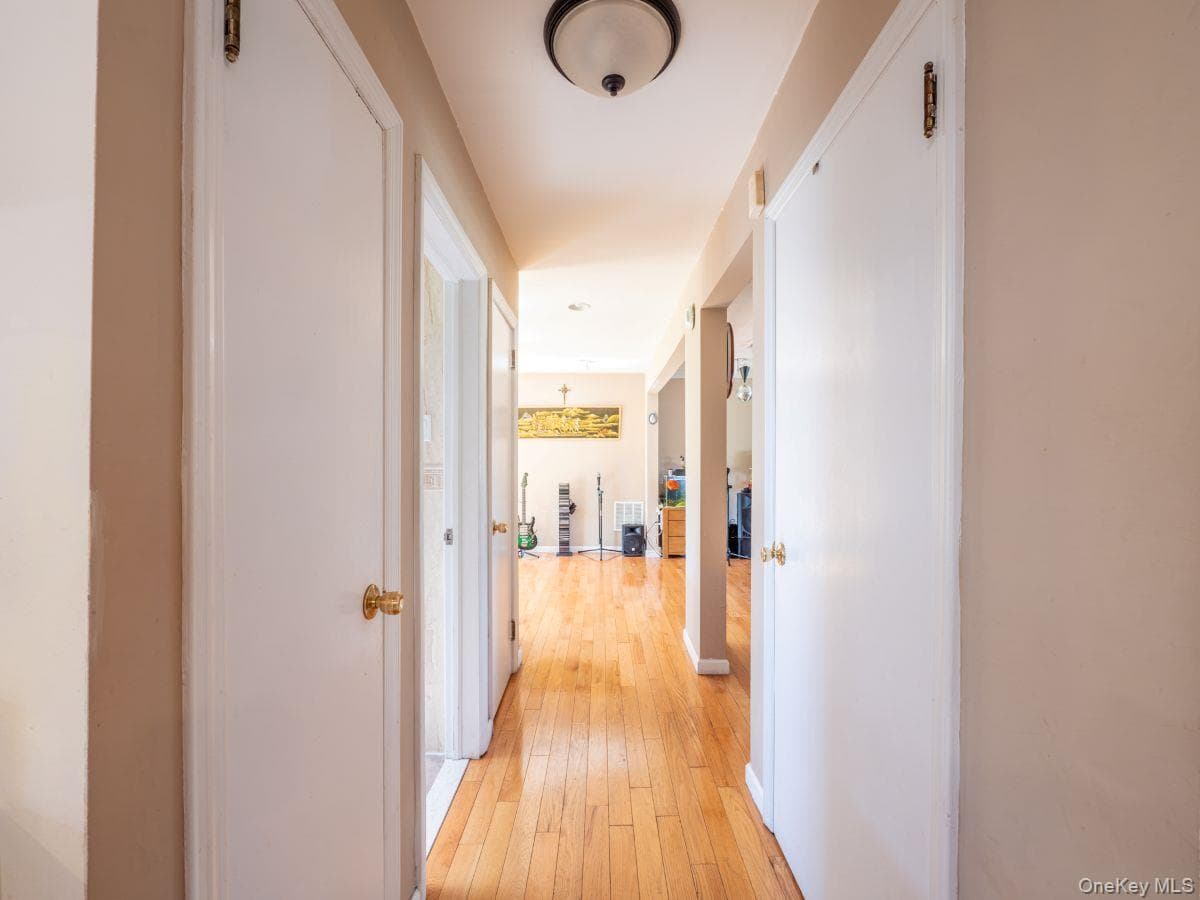 295 Ivy Avenue thumbnail 12