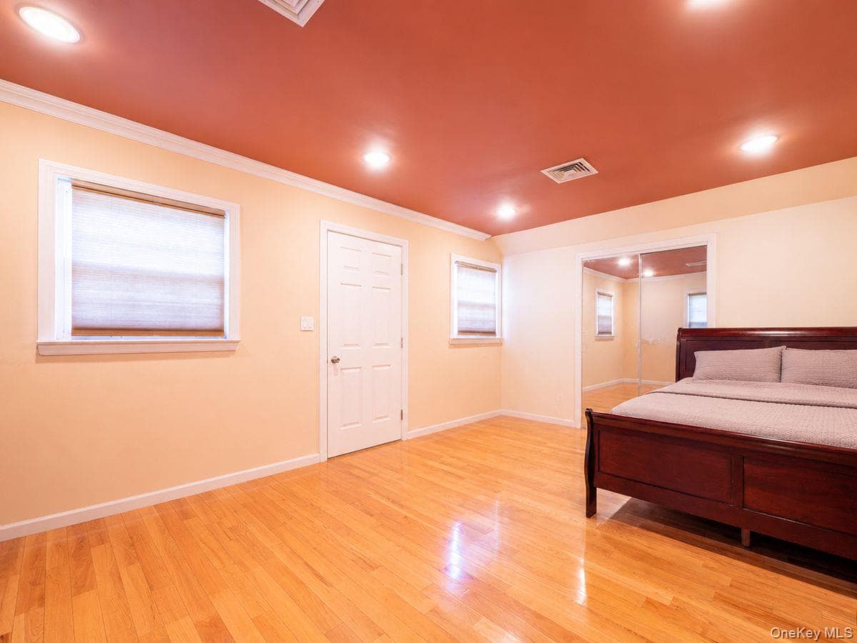 295 Ivy Avenue thumbnail 14