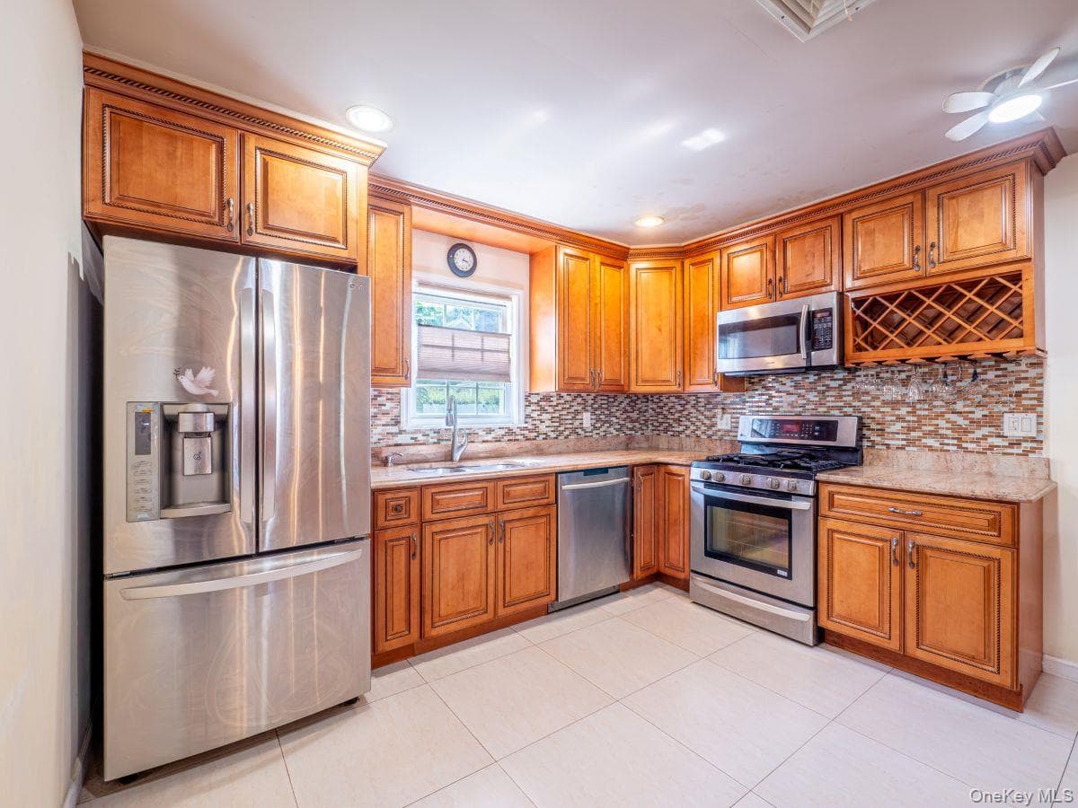 295 Ivy Avenue thumbnail 9
