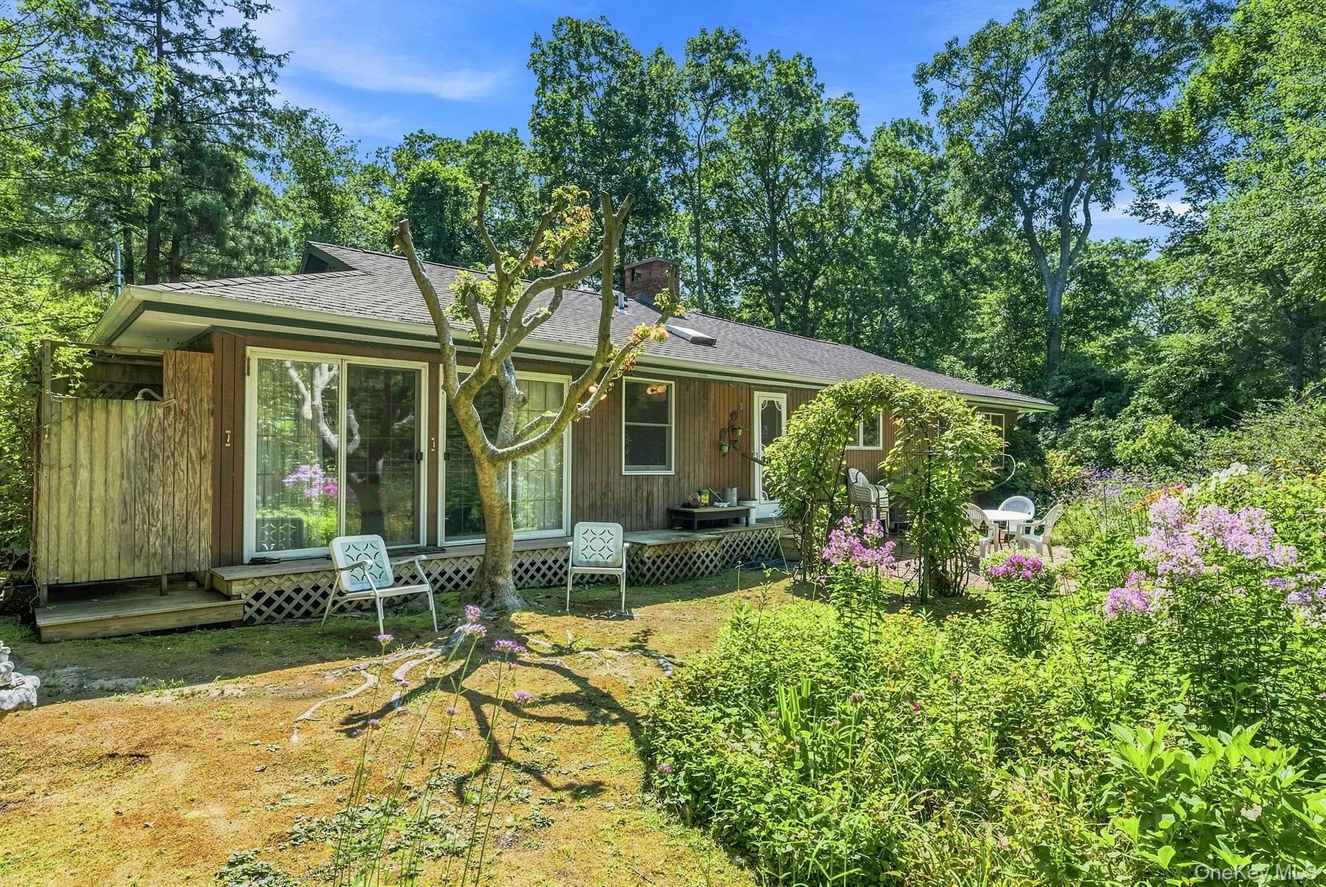 50 Barnes Hole Road, East Hampton