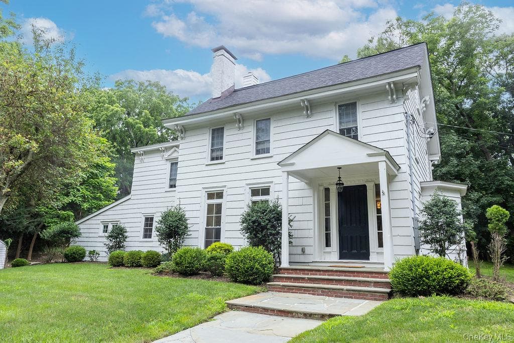 592 Landing Avenue thumbnail 4
