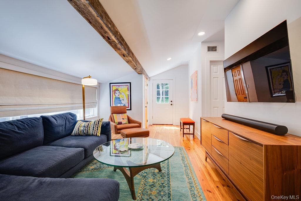 592 Landing Avenue thumbnail 20